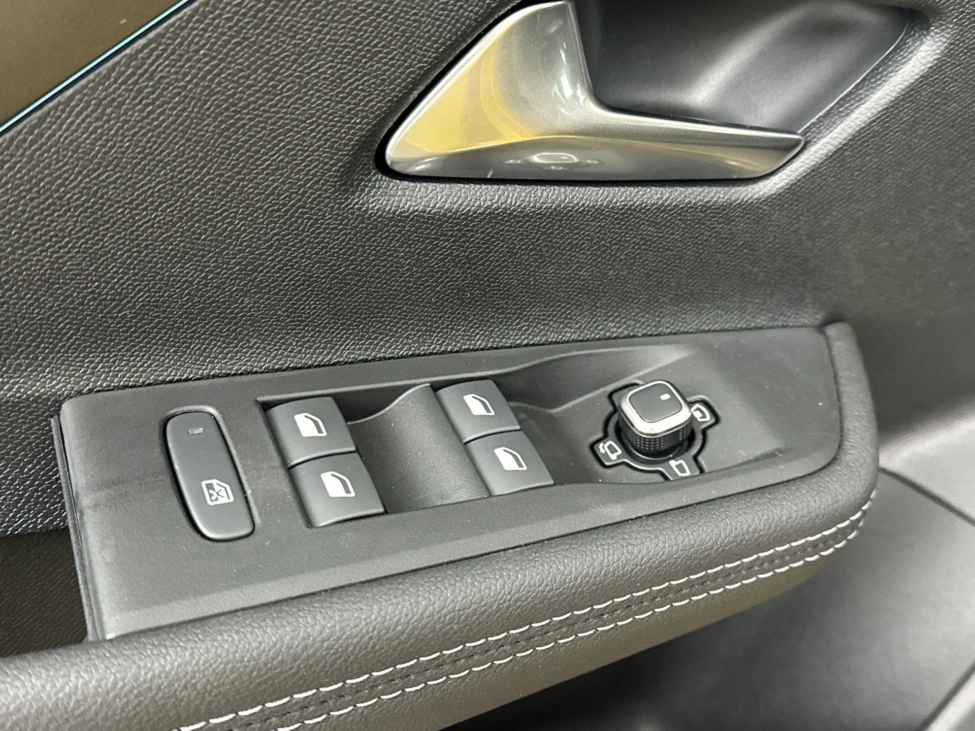 Opel-Astra-image-8