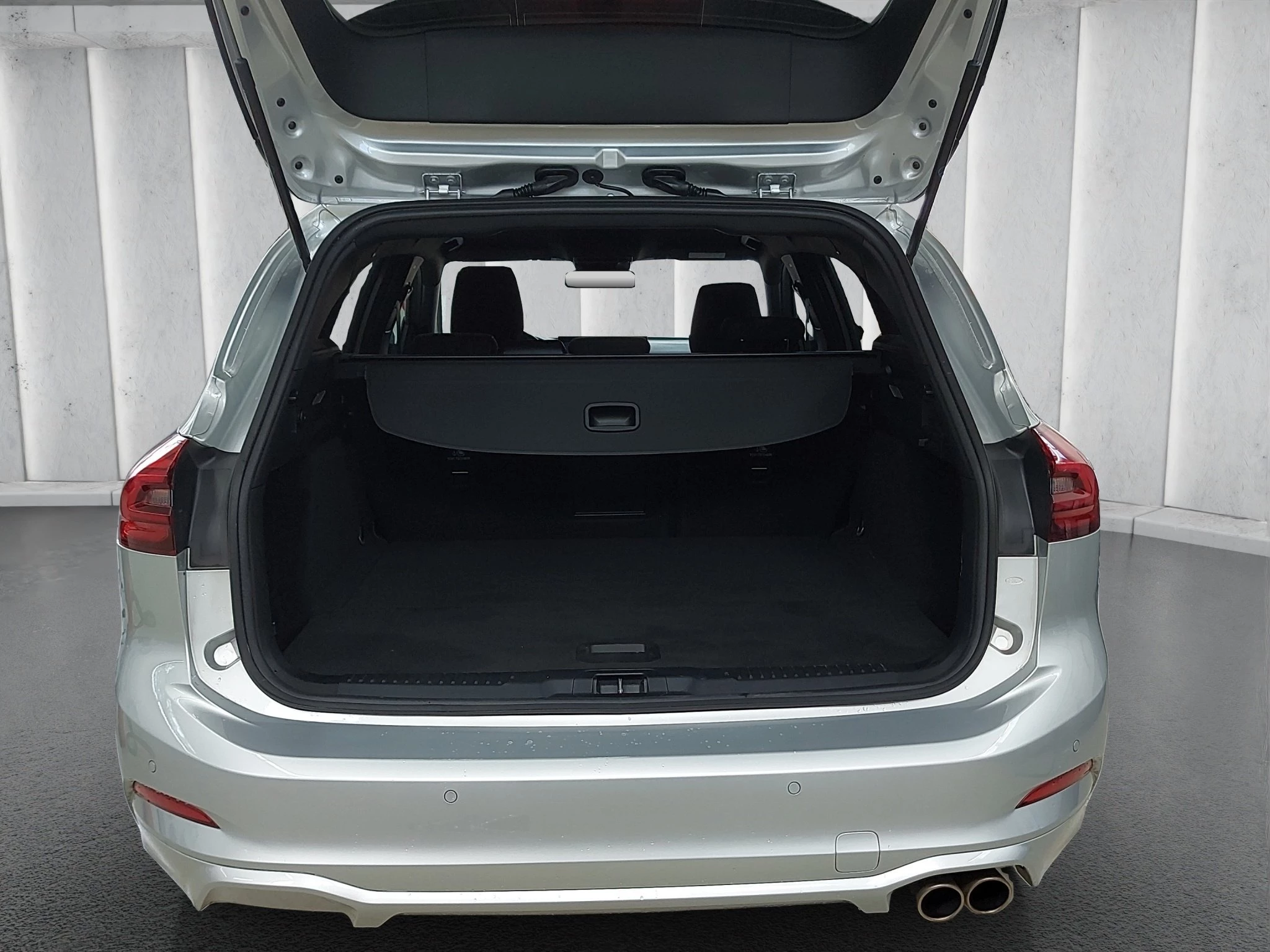 Ford Focus ST-Line X Turnier Aut.*AHK*ACC*HUD*KAM*NAVI*WINTER-PKT.