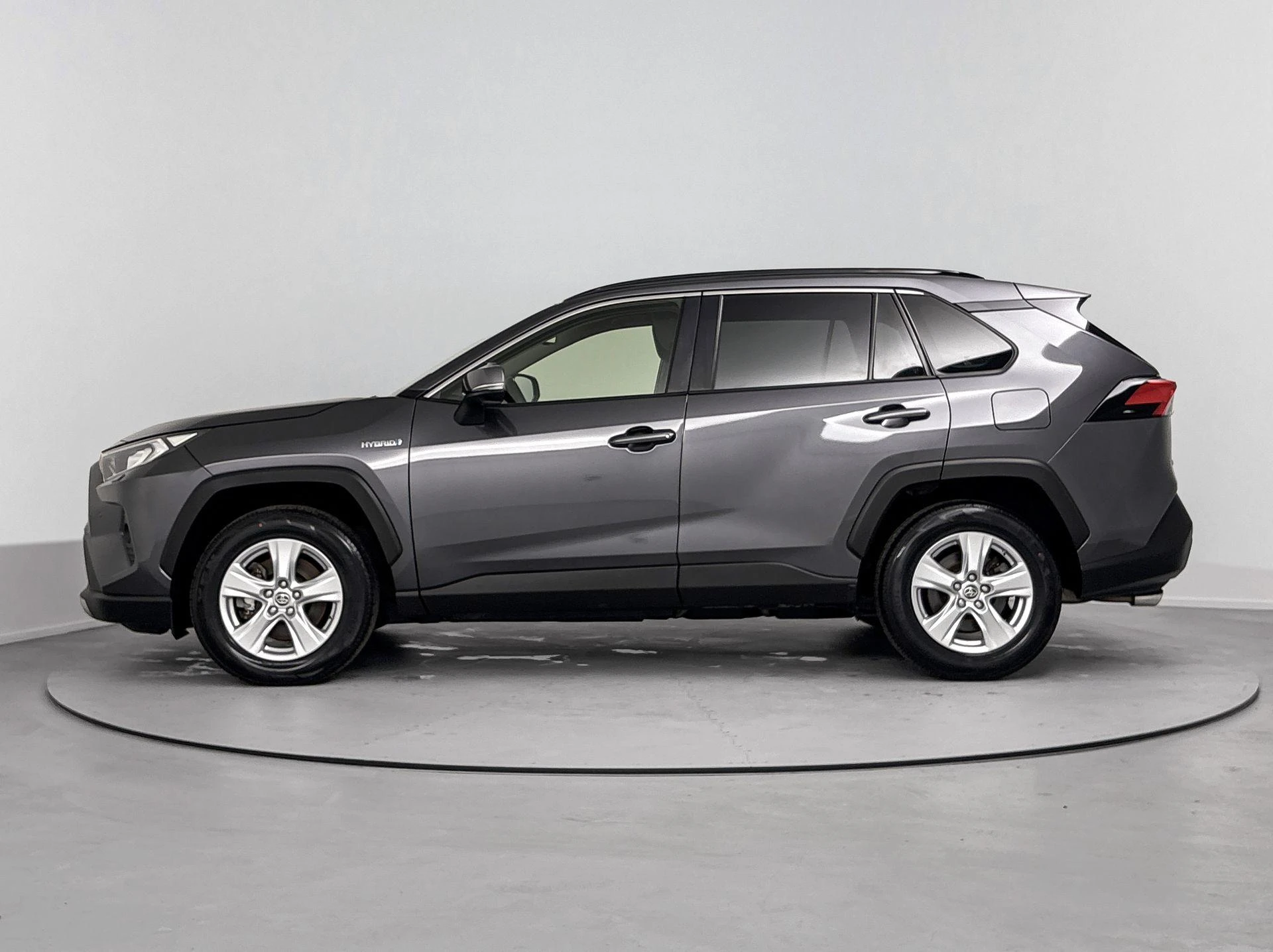 Toyota-RAV4-image-1