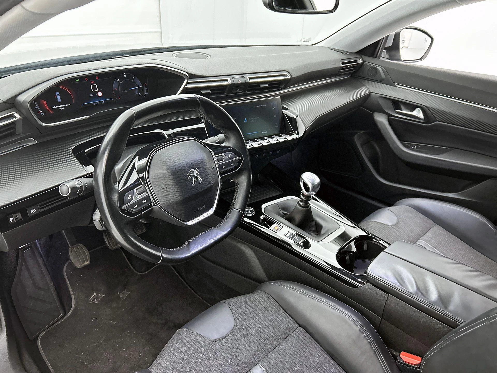 Peugeot-508-image-19
