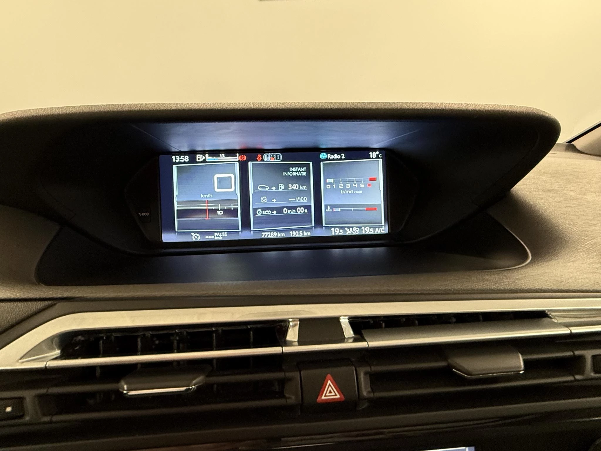 Citroën-C4 Picasso-image-14