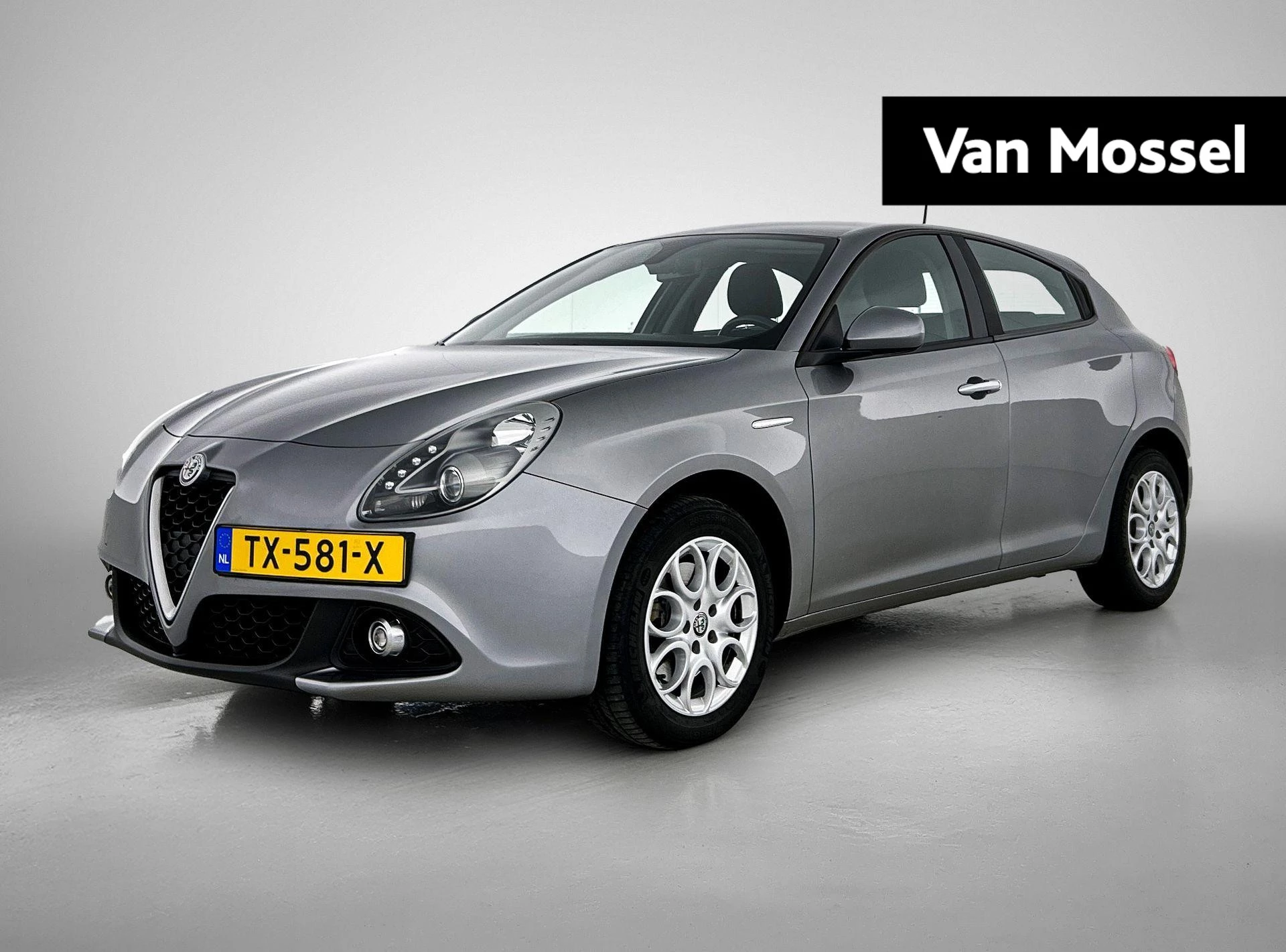 Alfa Romeo-Giulietta-image-0