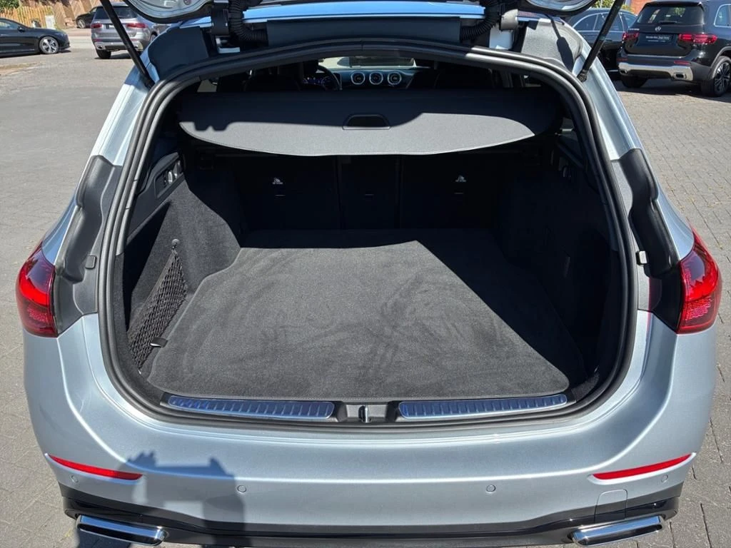 Mercedes-Benz-C-Klasse 200-image-13