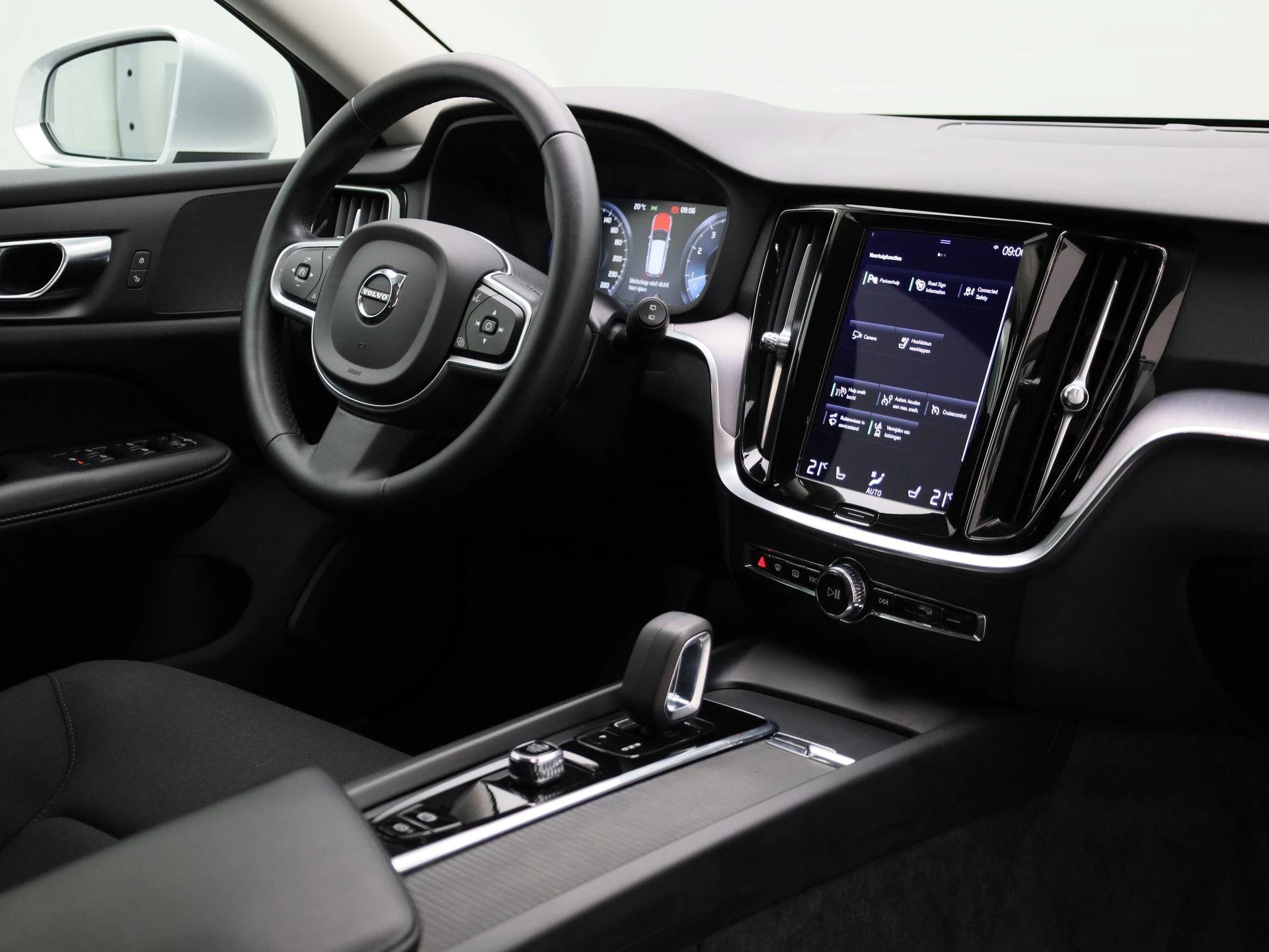 Volvo-V60-image-42