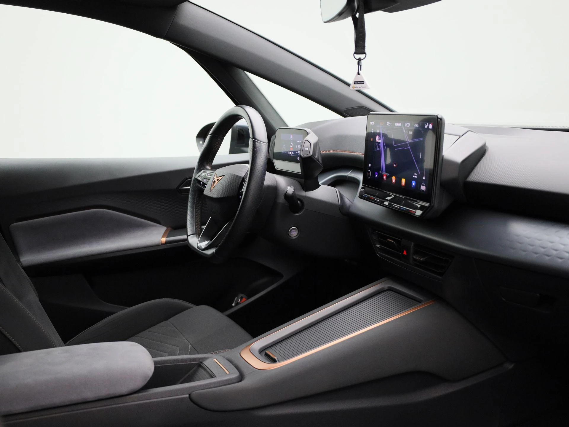 CUPRA-Born-image-32