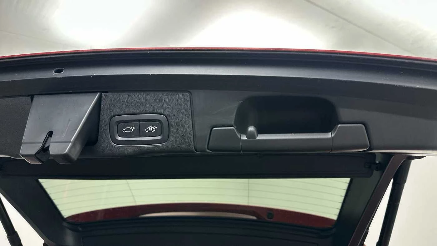 Volvo-XC60-image-16