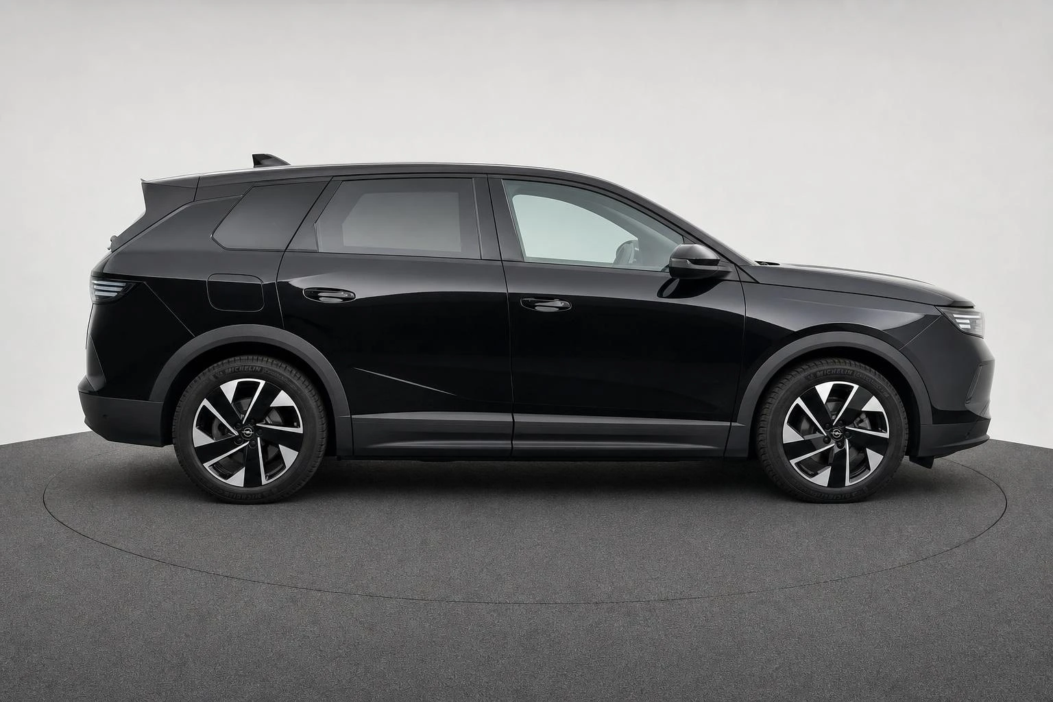 Opel-Grandland-image-2