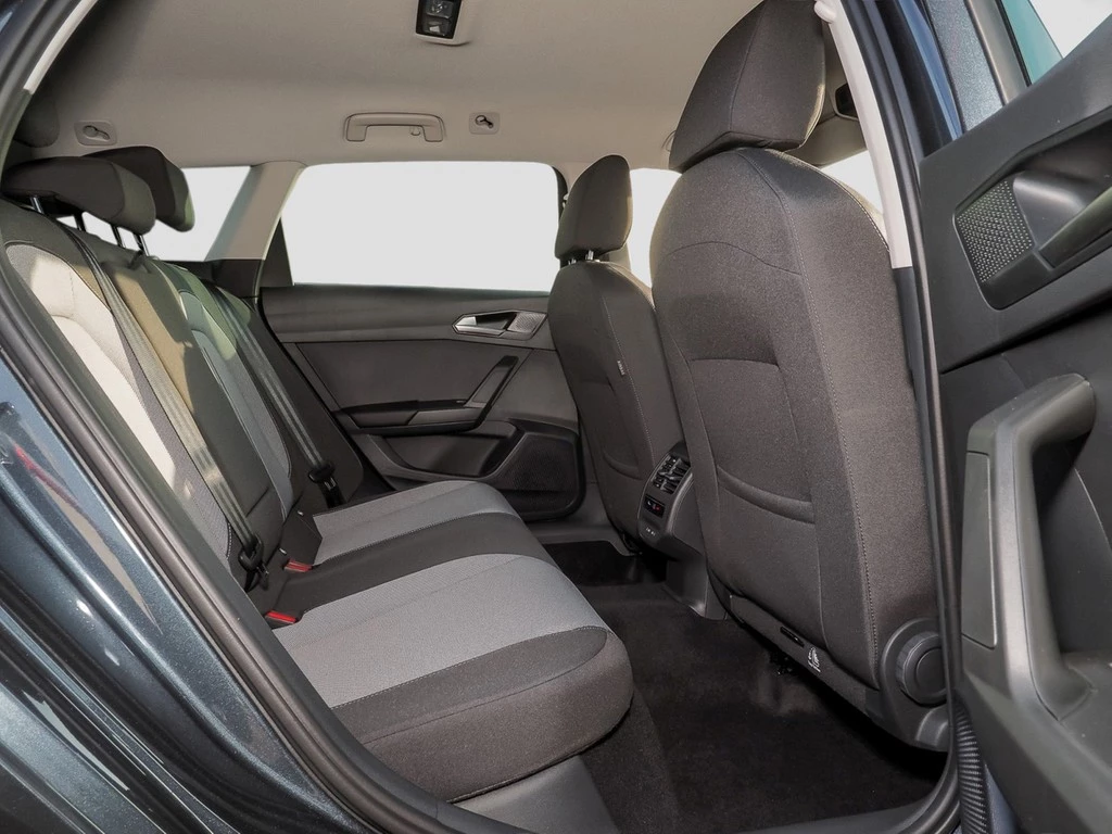 SEAT Leon ST 1.5 eTSI UPE 43.925 Road Ed.