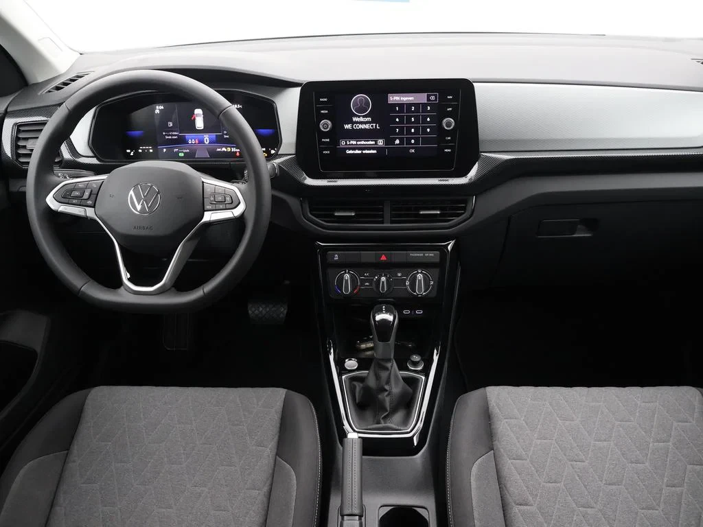 Volkswagen-T-Cross-image-12