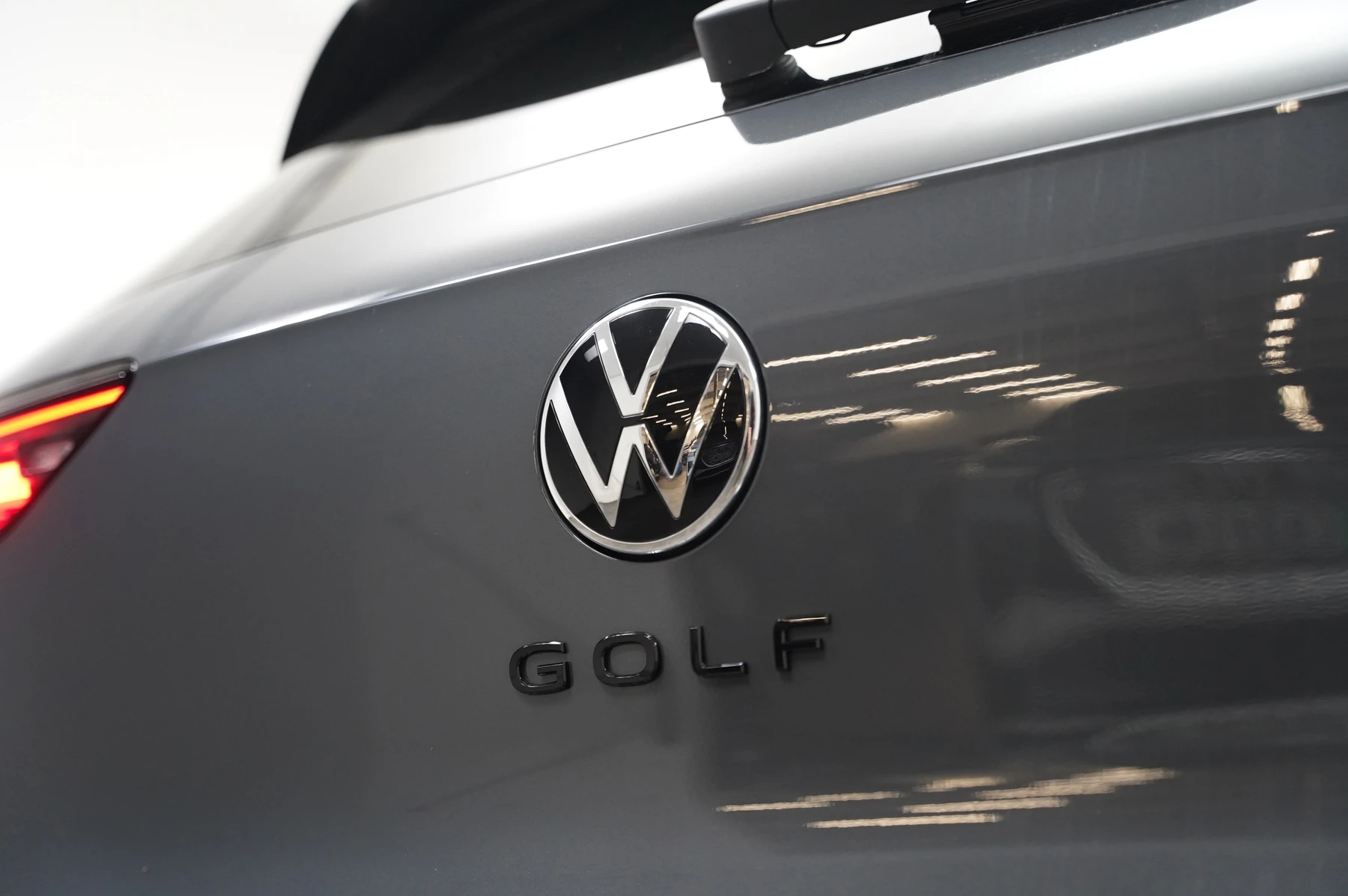 Volkswagen-Golf-image-40