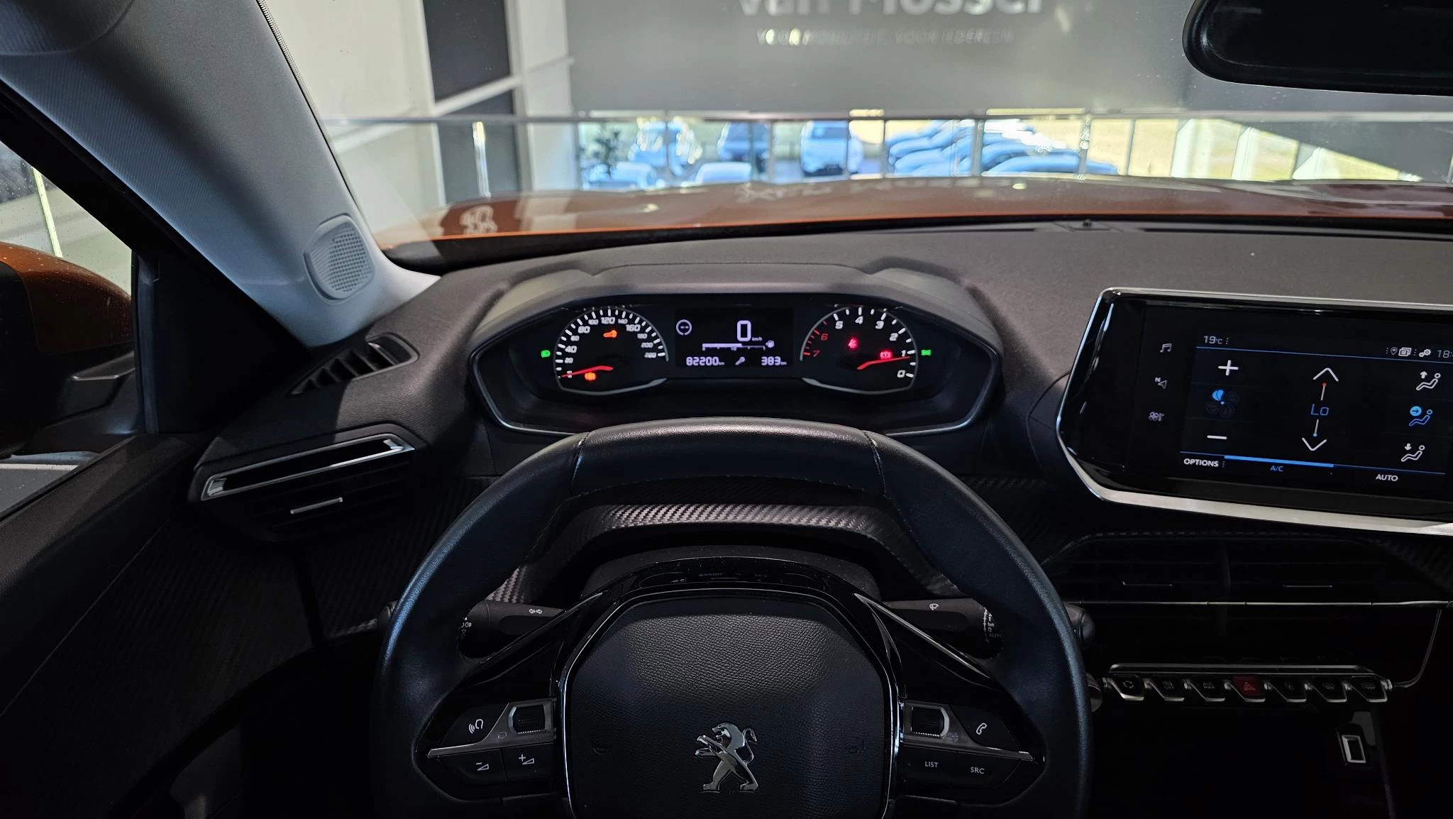 Peugeot 2008 1.2 PureTech Blue Lease Active
