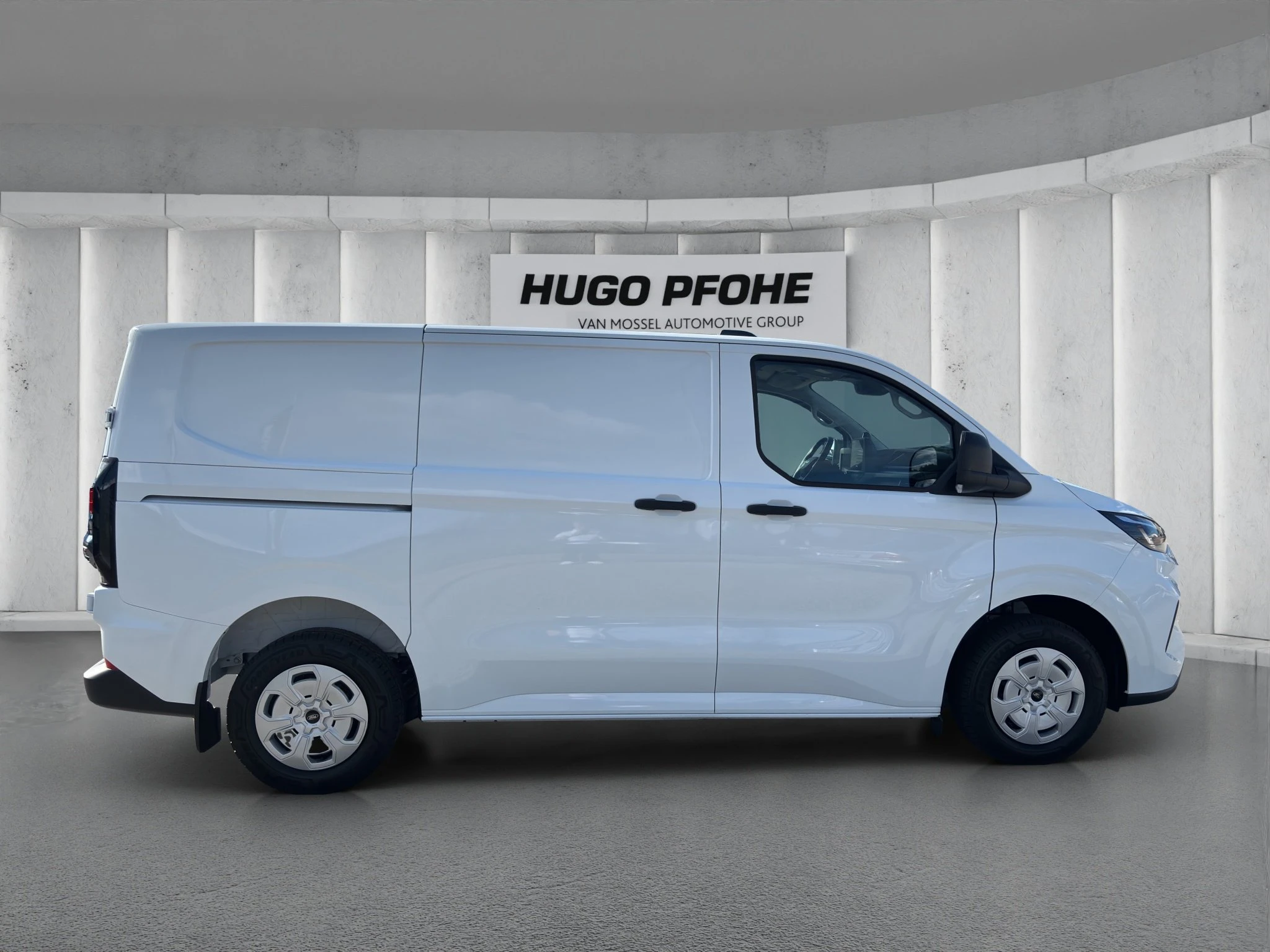 Ford-Transit Custom-image-5