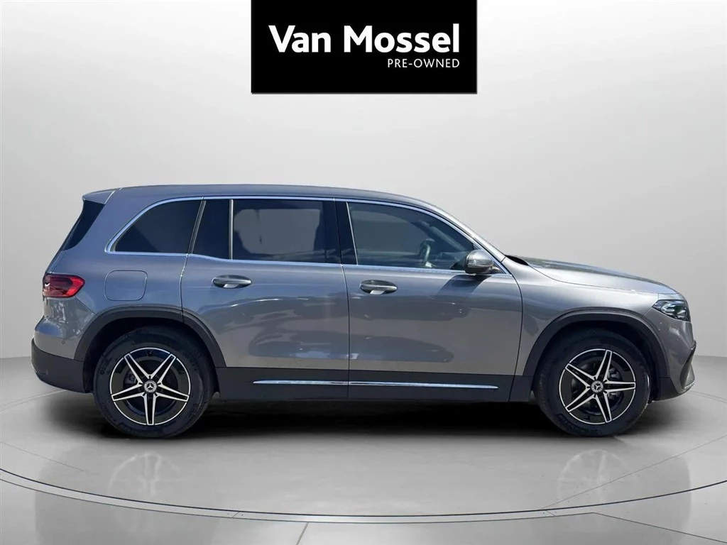 Mercedes-Benz-EQB-image-3