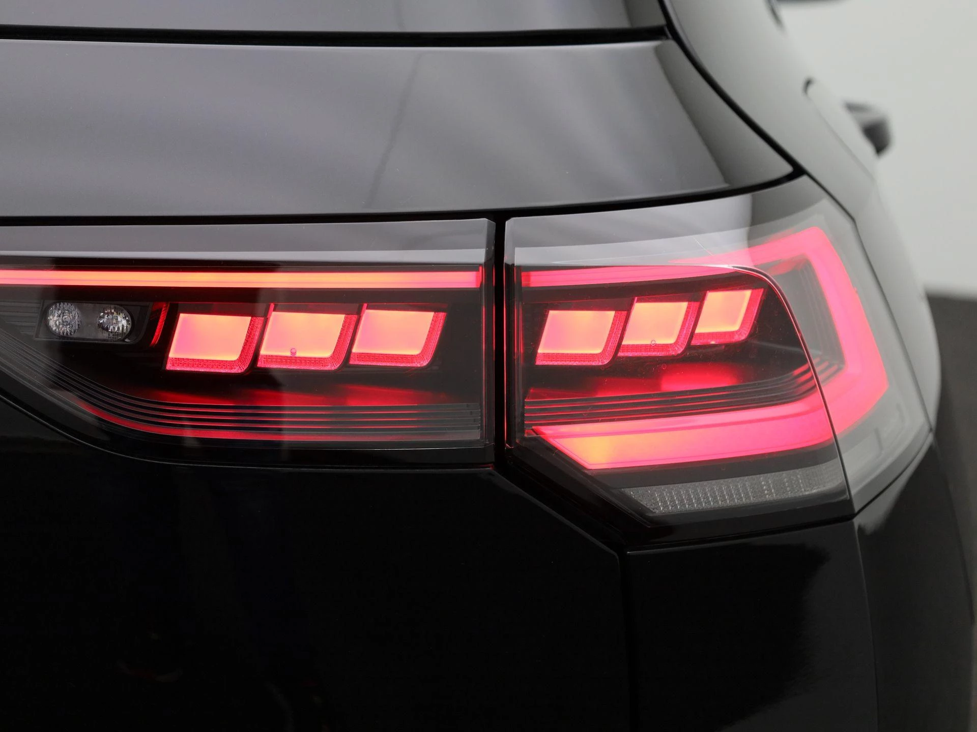 Volkswagen-Golf-image-47
