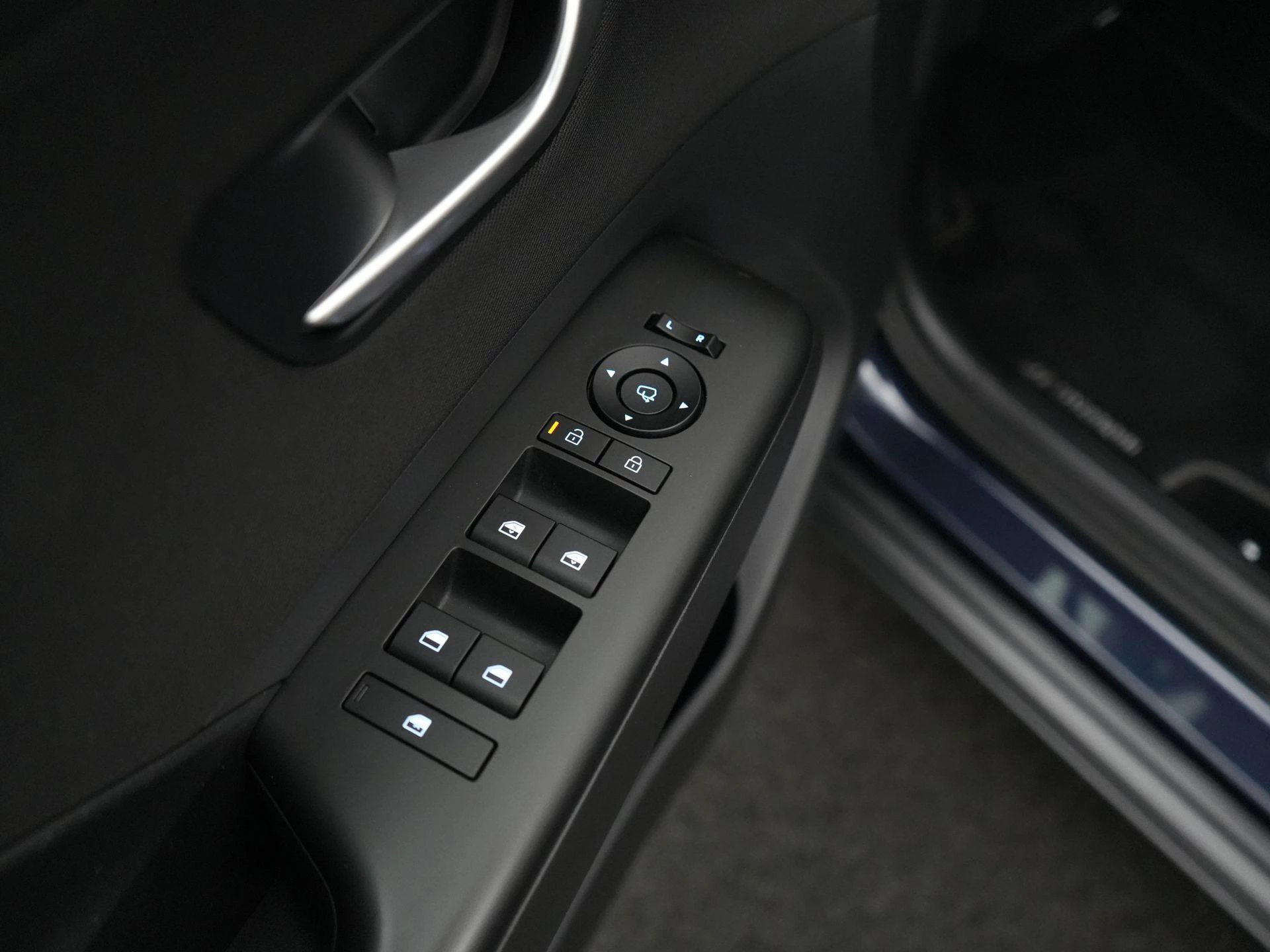 Hyundai-Kona-image-33