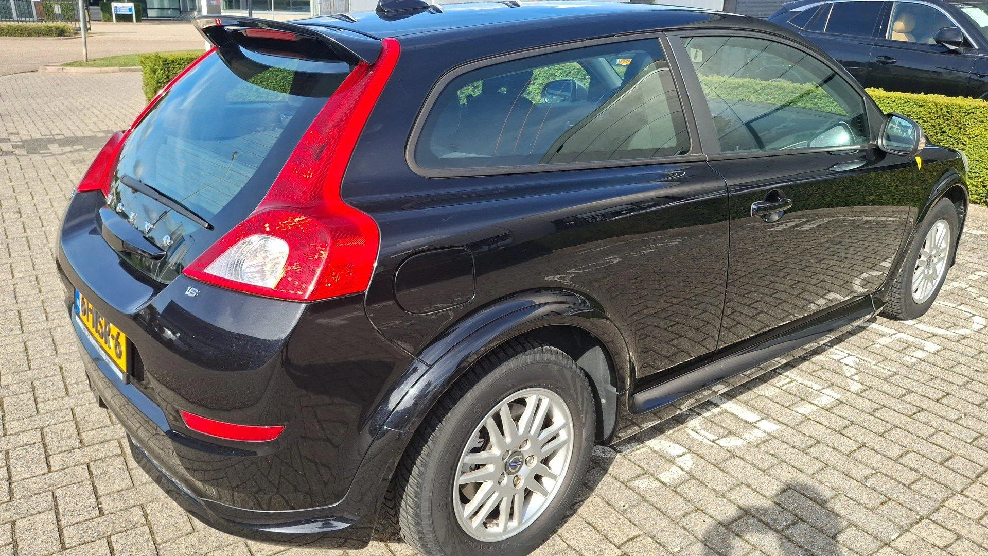 Volvo-C30-image-4