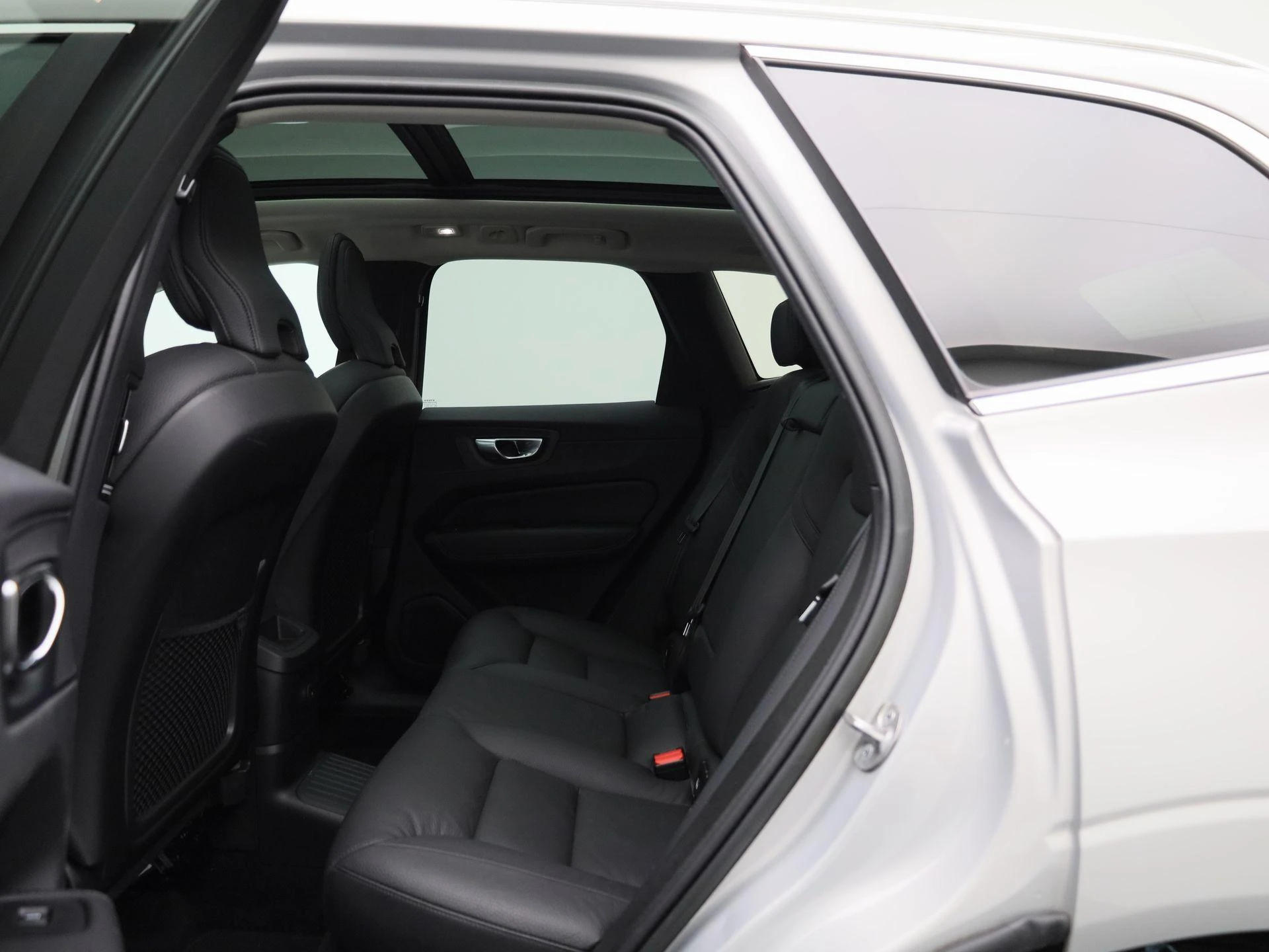 Volvo-XC60-image-9