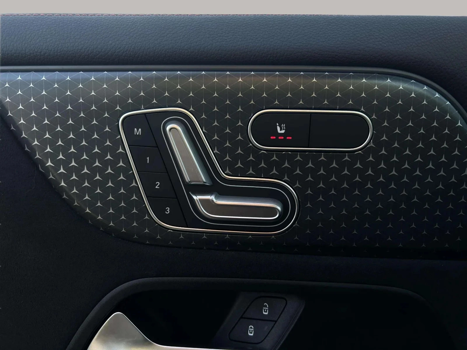 Mercedes-Benz-EQA-image-9