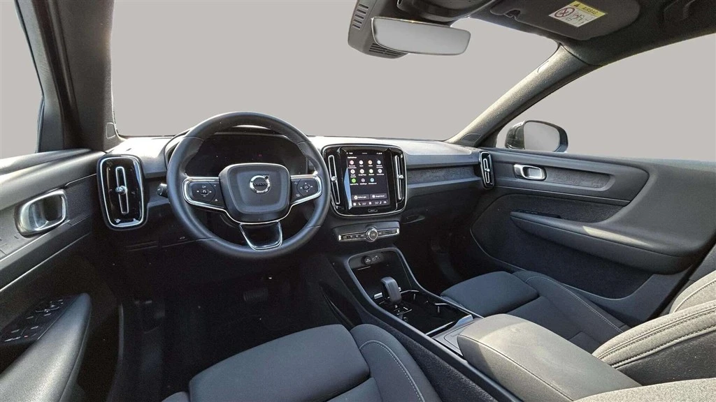 Volvo-XC40-image-12