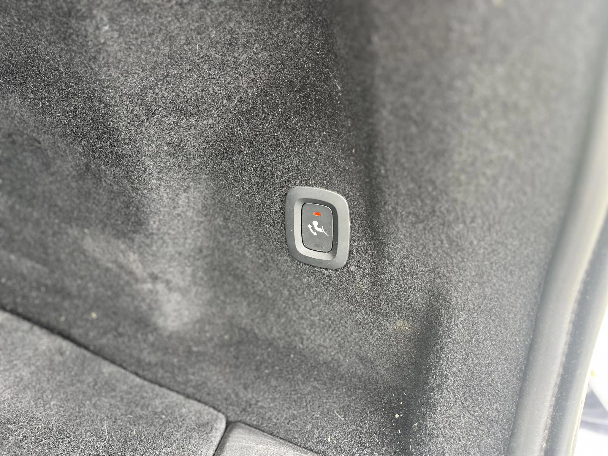 Volvo-XC60-image-18