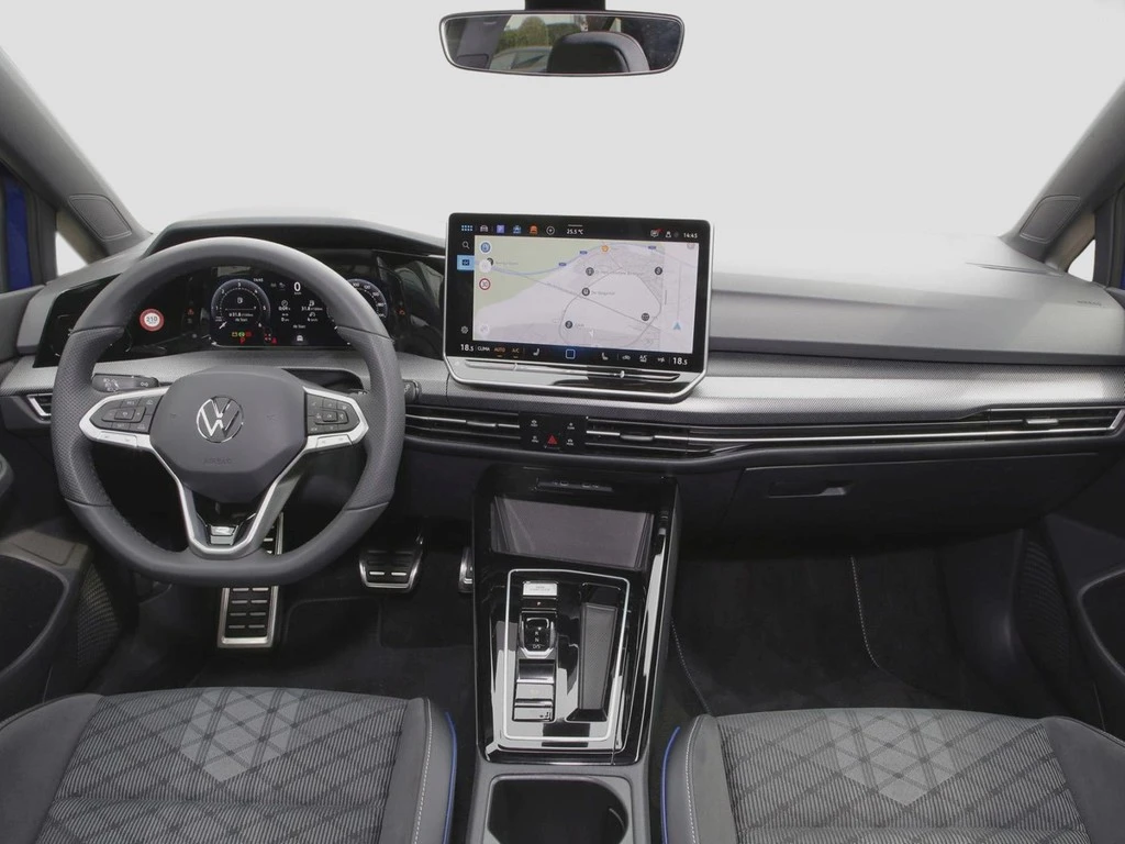Volkswagen-Golf-image-11