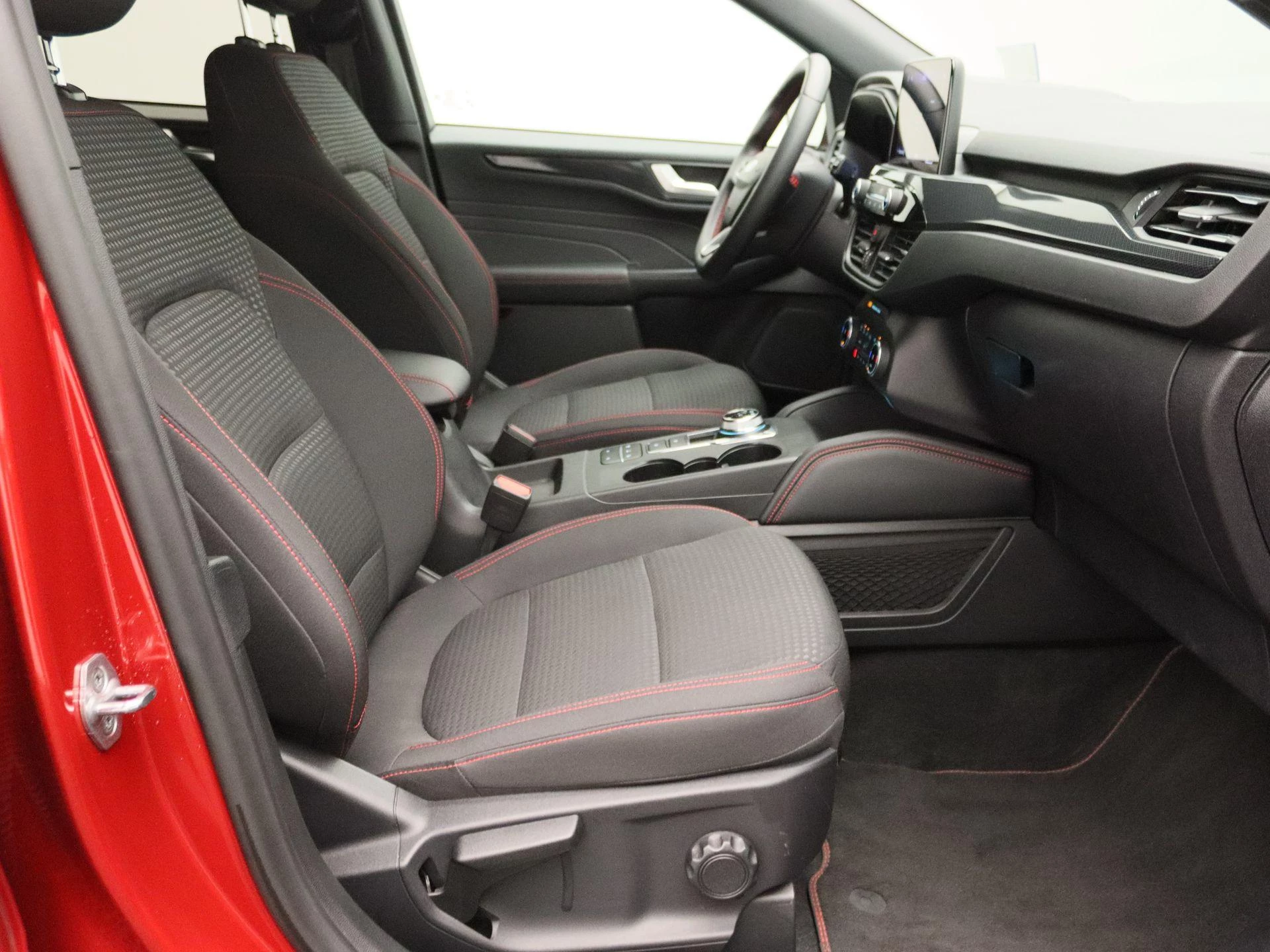 Ford-Kuga-image-26