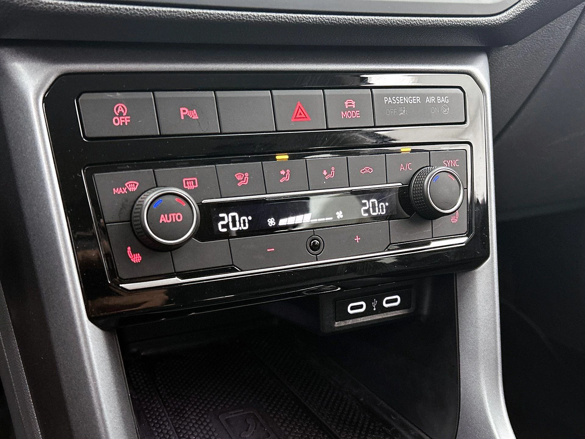 Volkswagen T-Cross 1.0 TSI R-Line