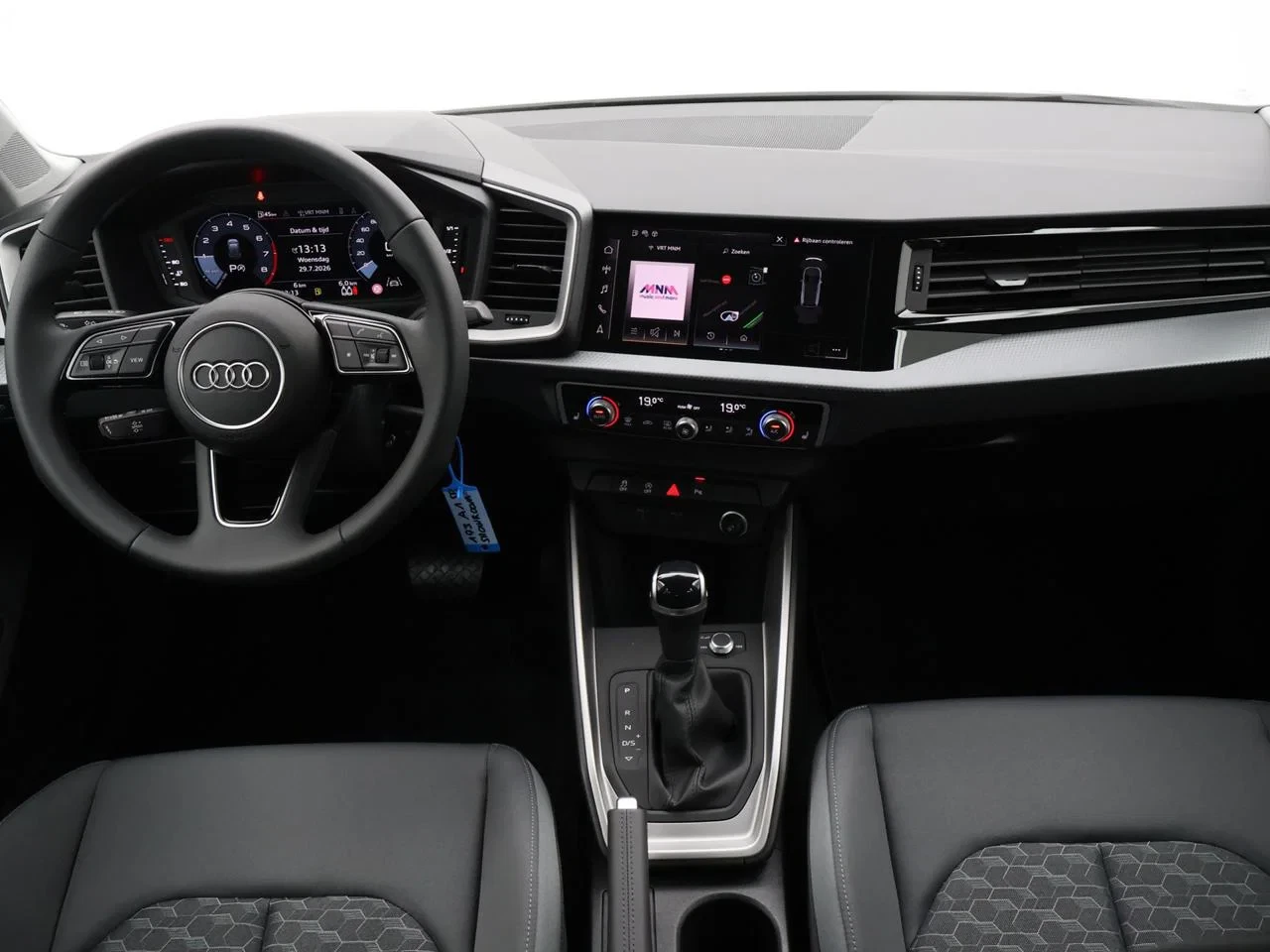 Audi-A1 Sportback-image-5