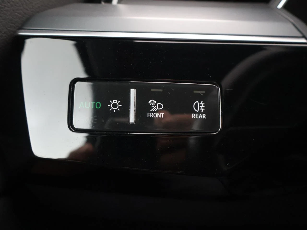 Audi-e-tron-image-21