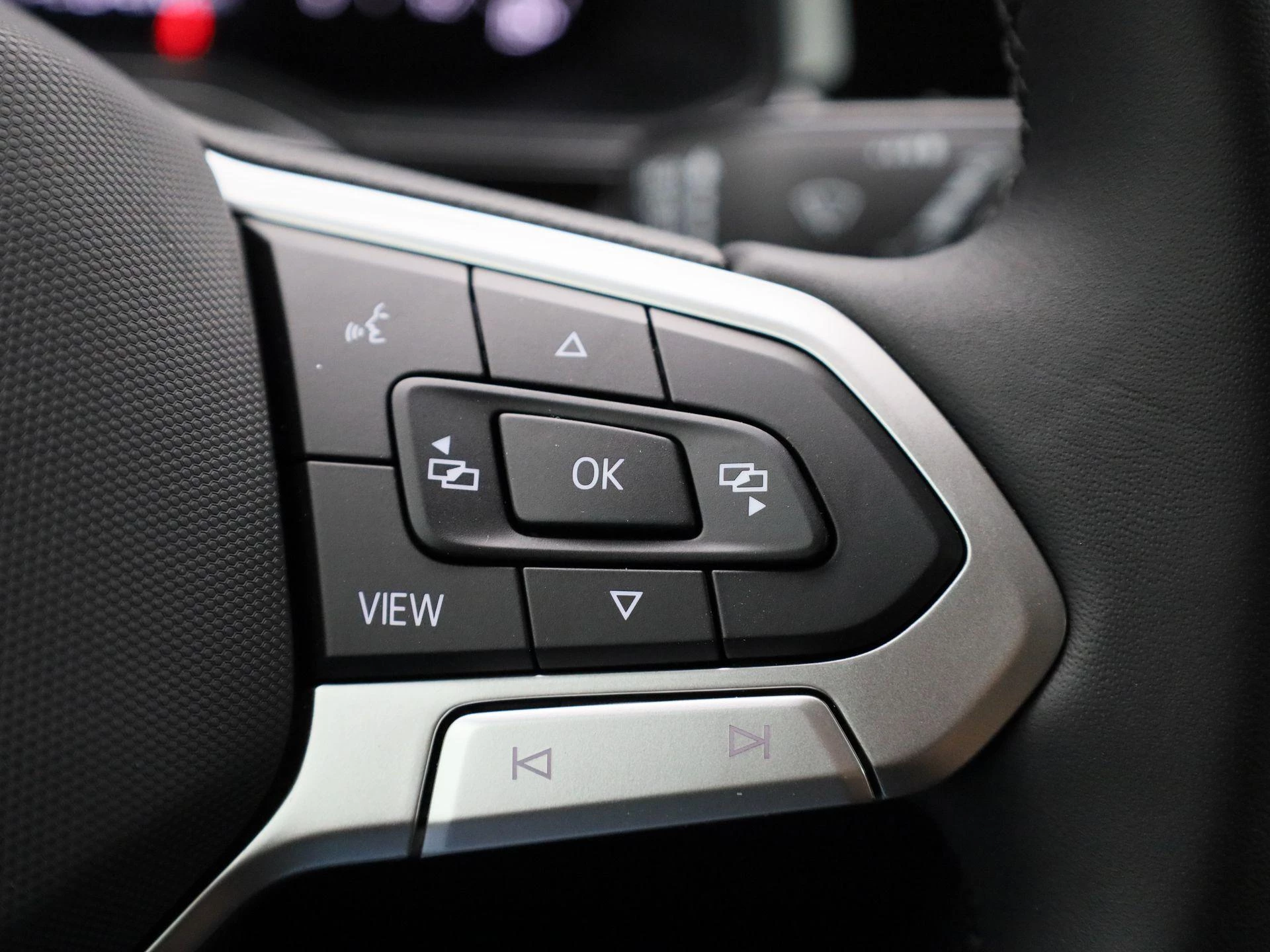 Volkswagen-Polo-image-26