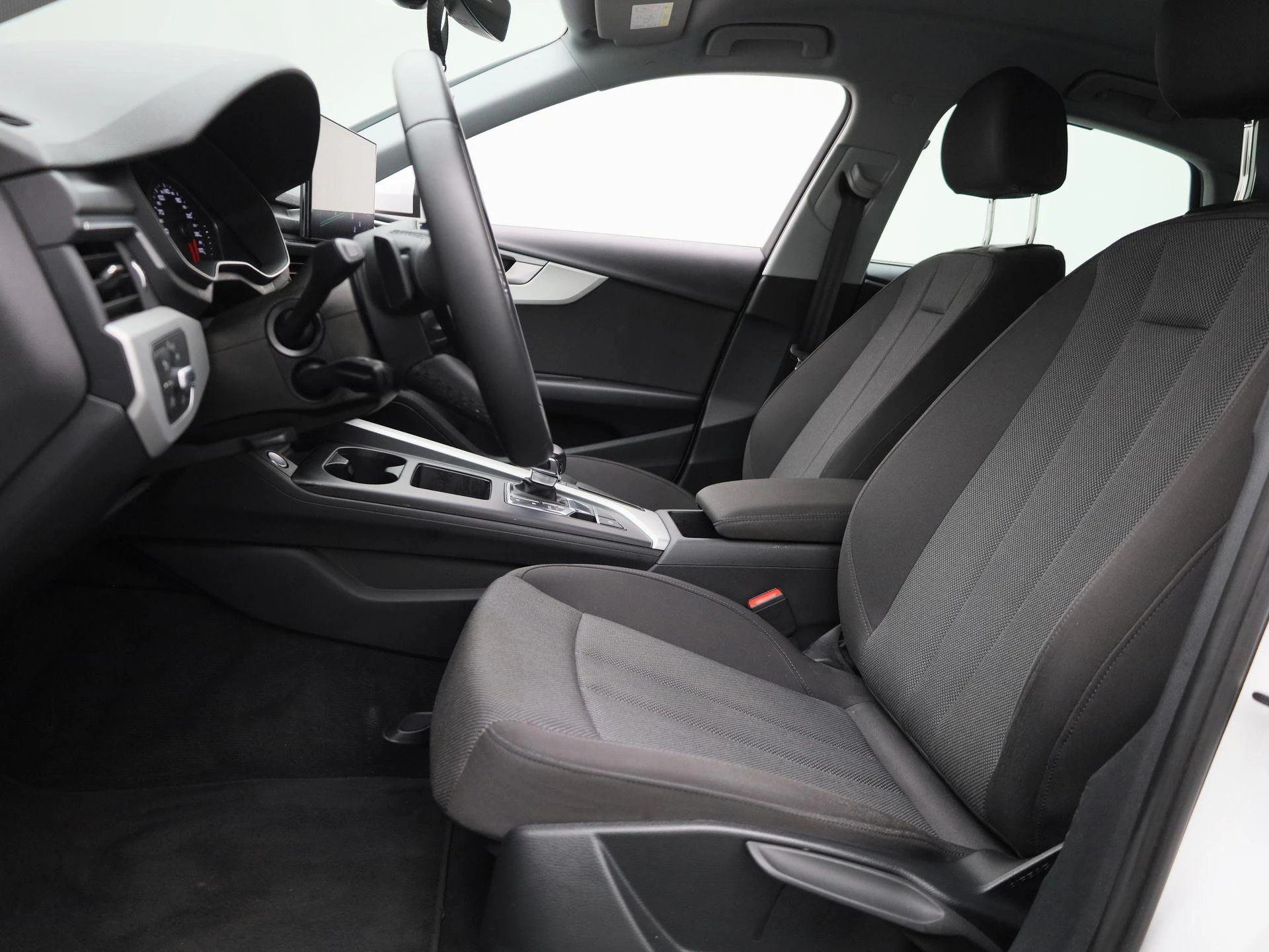 Audi-A4-image-10