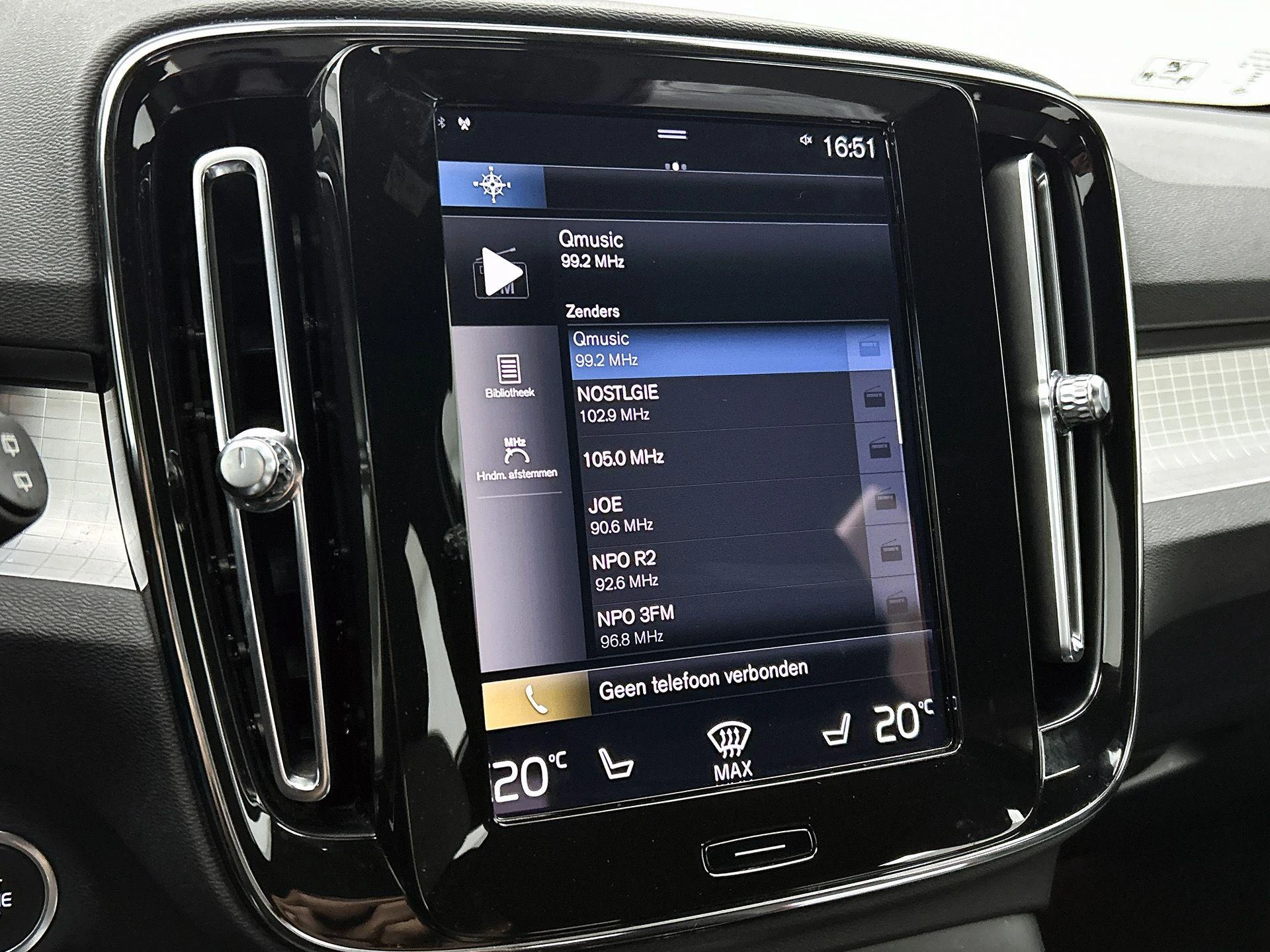 Volvo-XC40-image-8