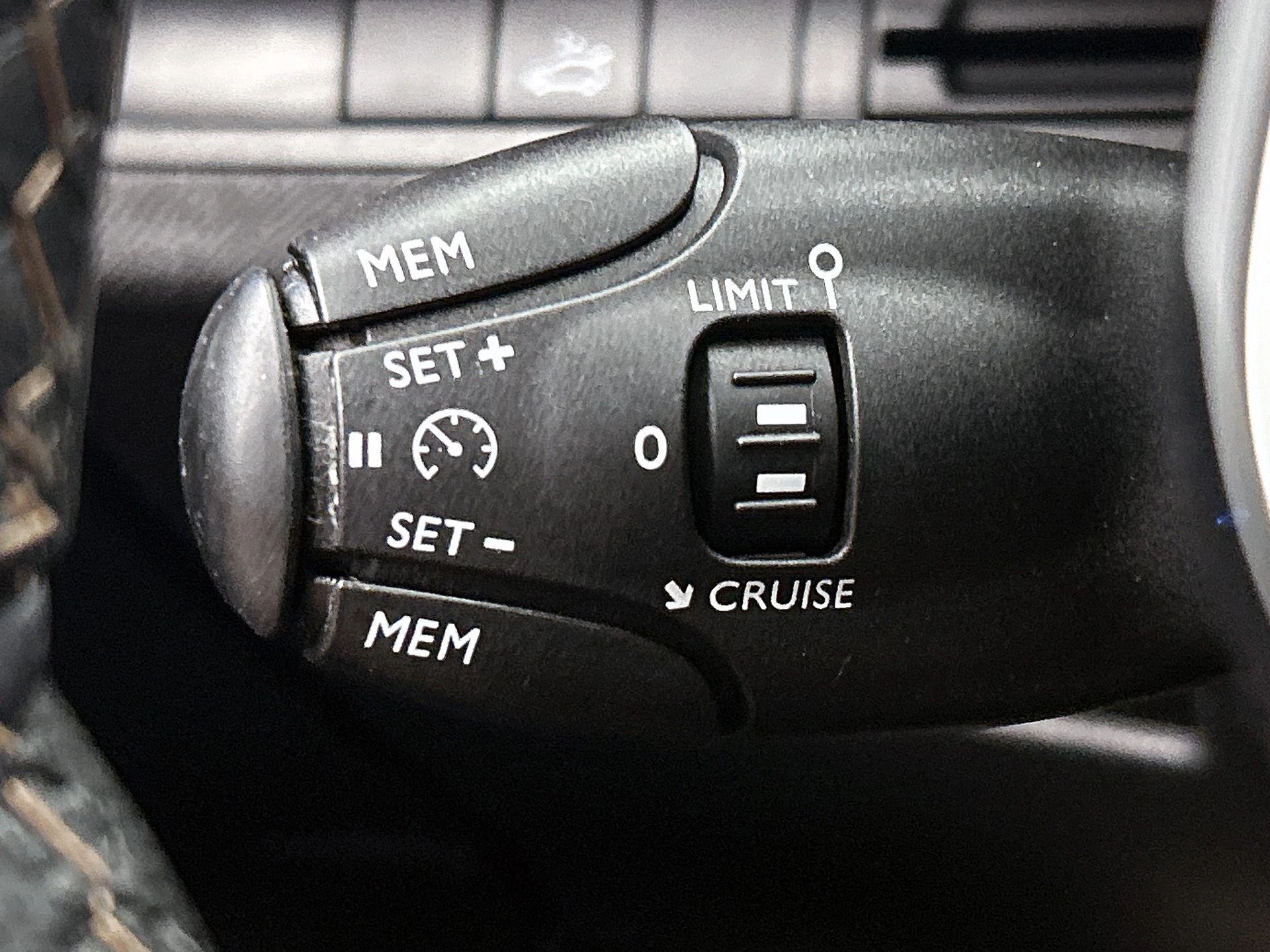 Peugeot-3008-image-5