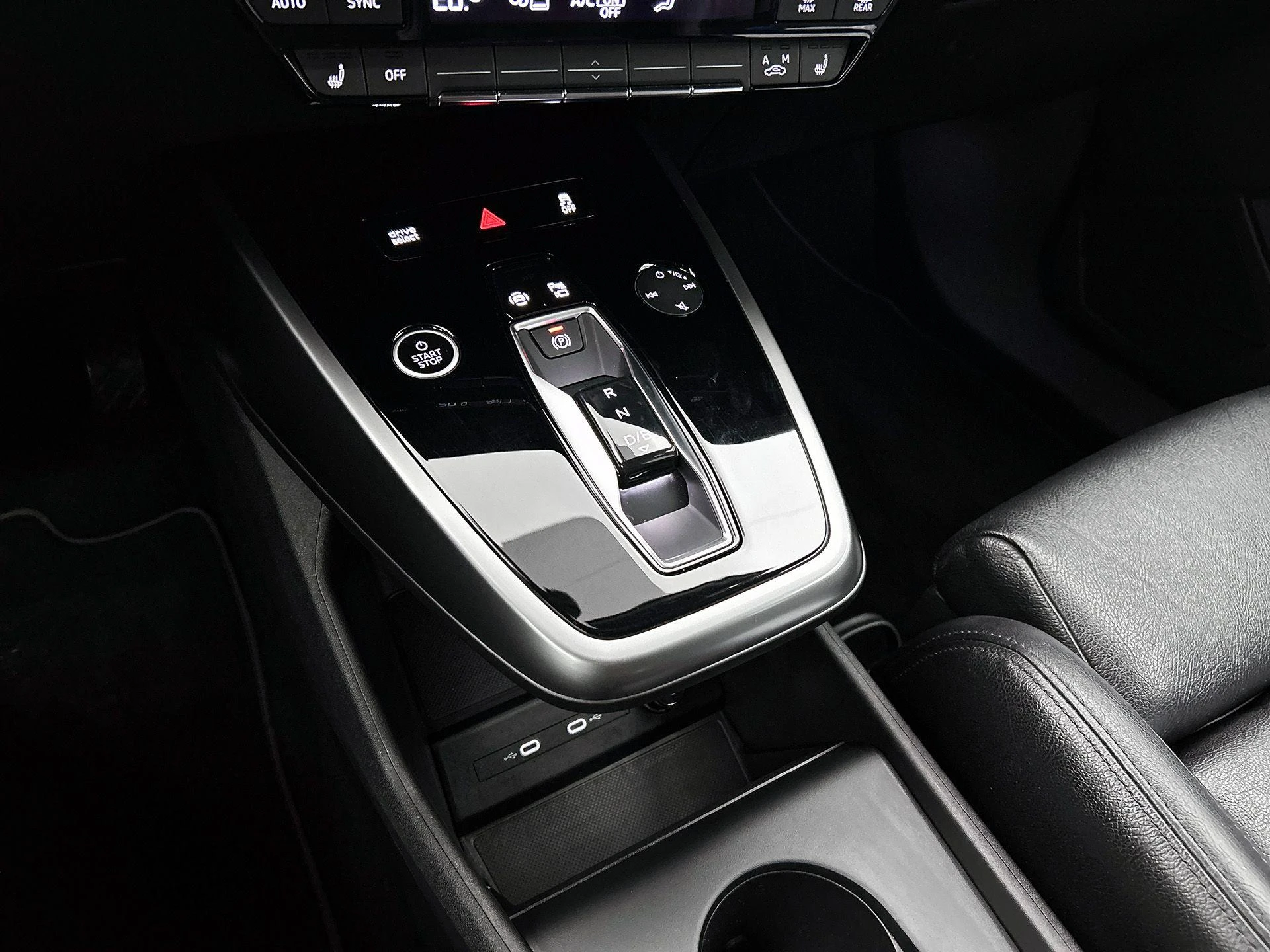 Audi-Q4 Sportback e-tron-image-26