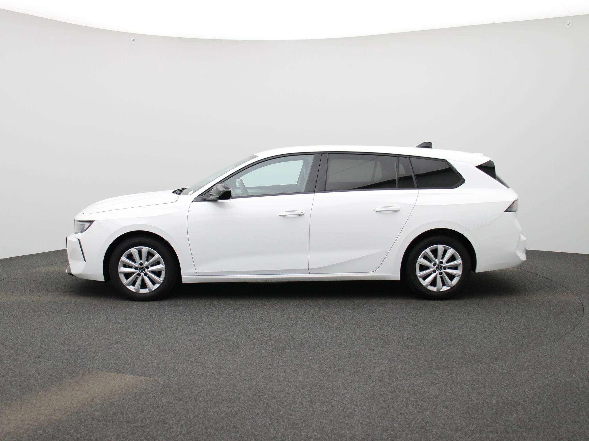 Opel-Astra-image-3