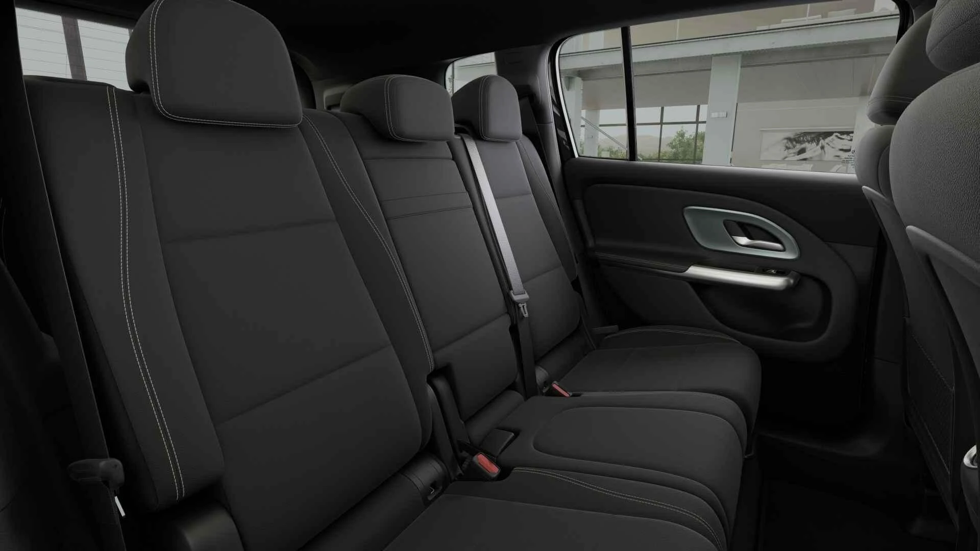 Mercedes-Benz-GLB-image-10