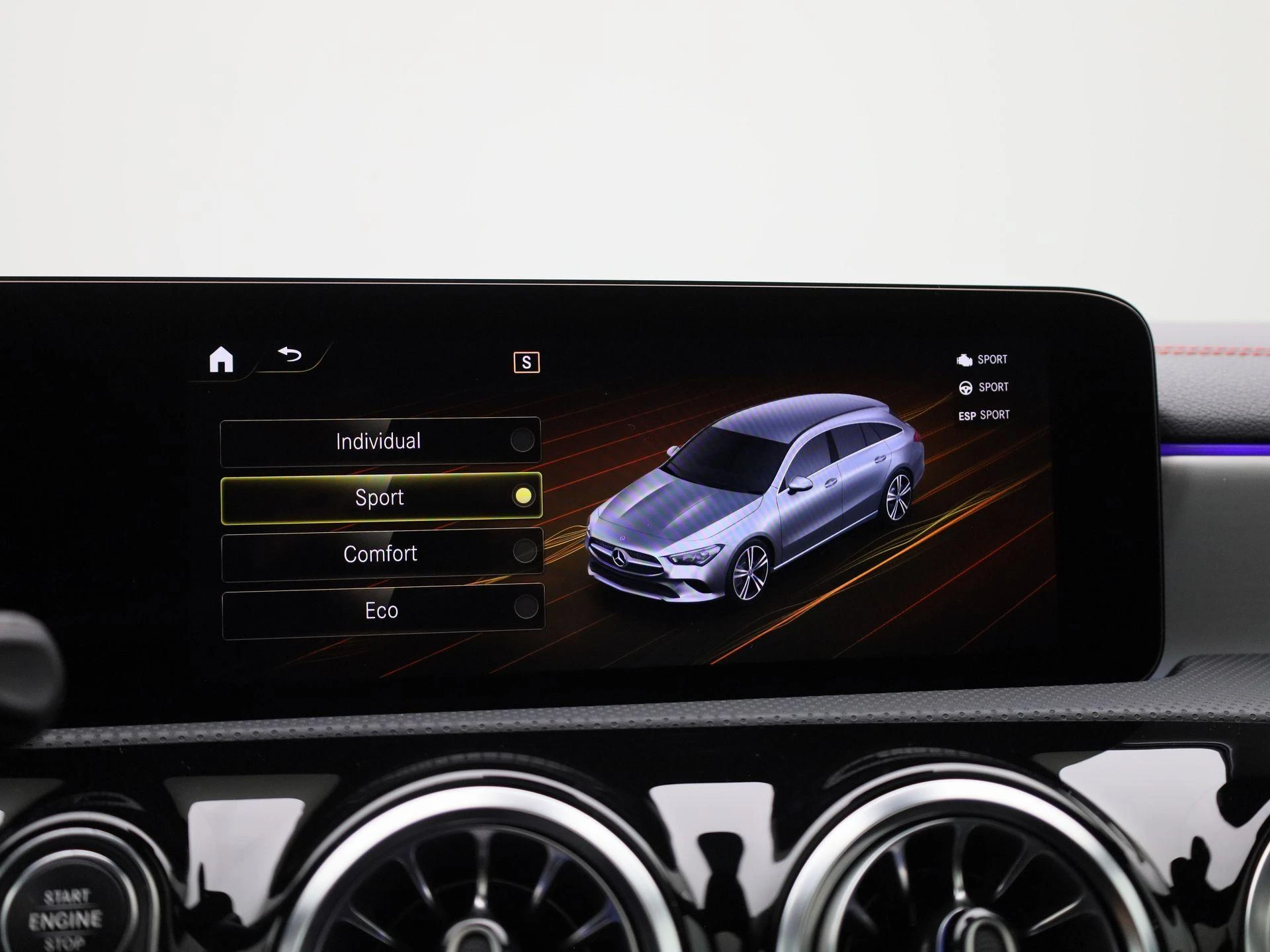 Mercedes-Benz-CLA-image-26