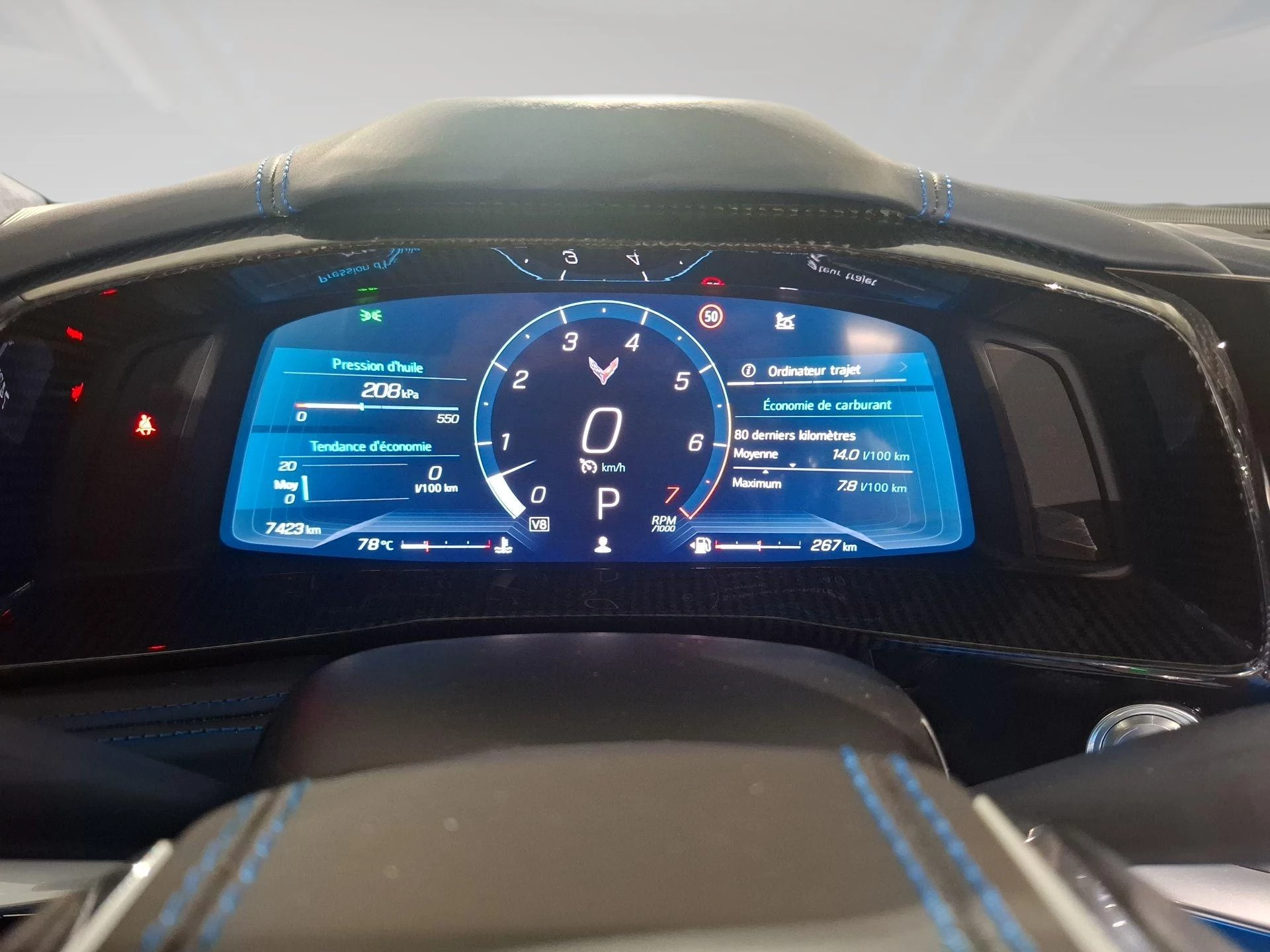 Chevrolet-Corvette-image-1