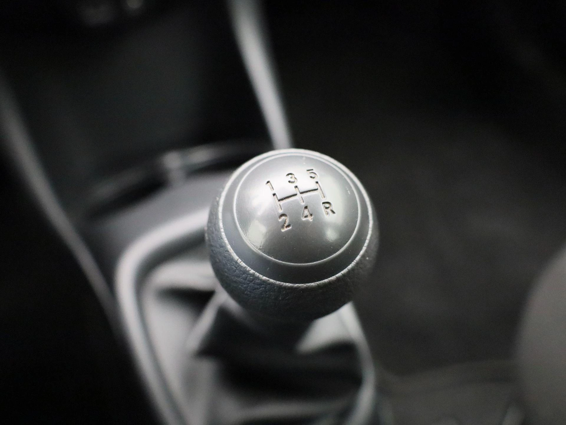Peugeot-108-image-21
