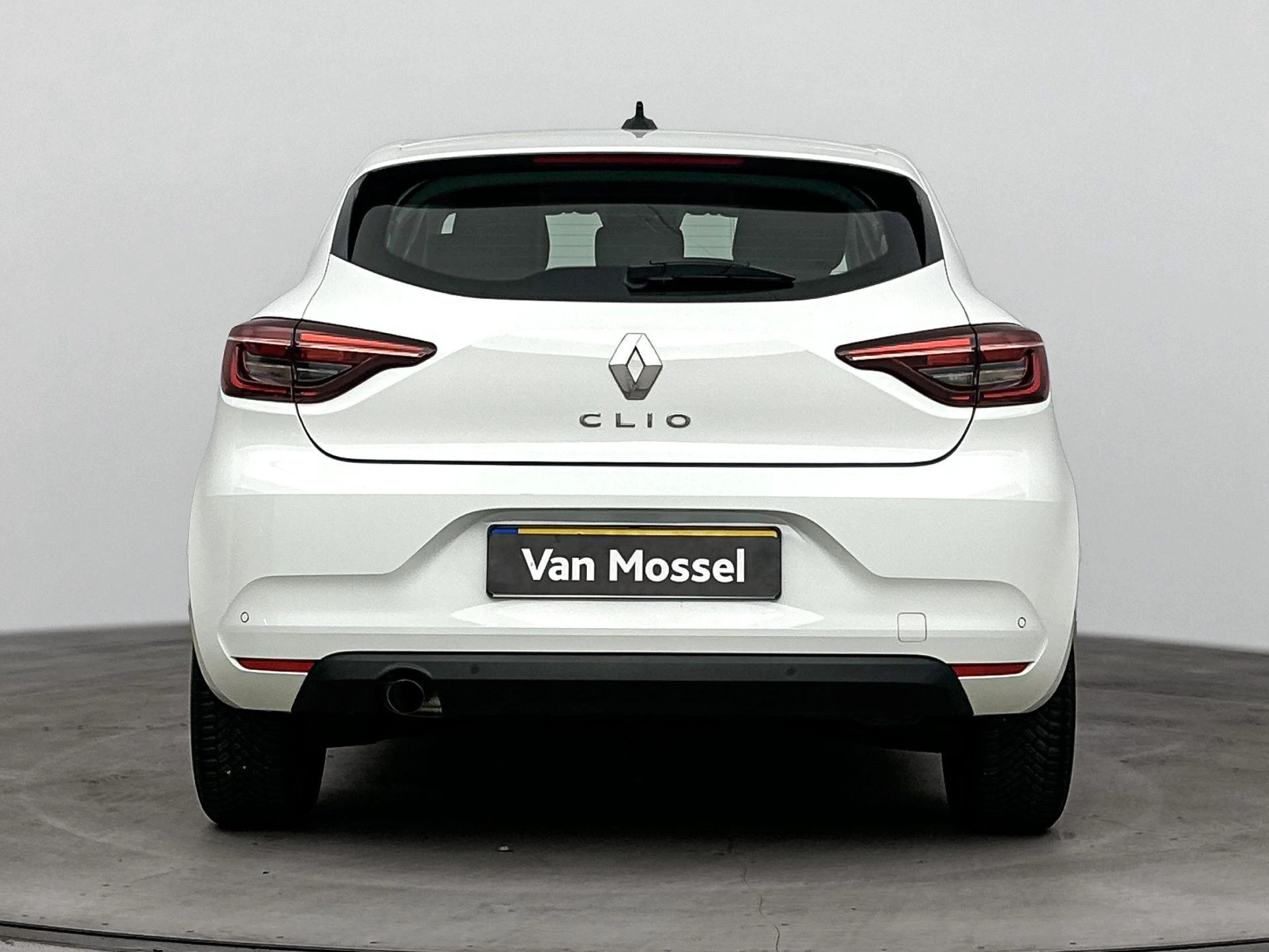 Renault-Clio-image-2