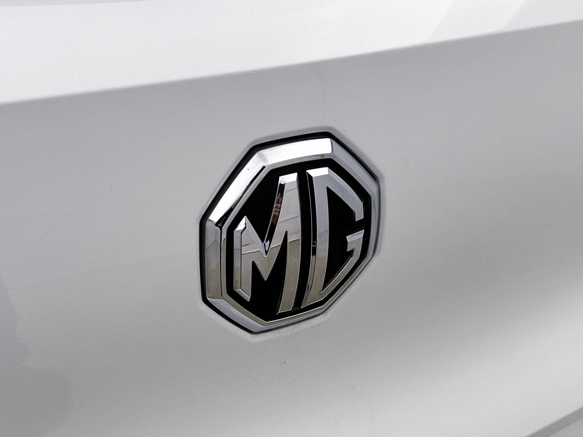 MG-ZS EV-image-9