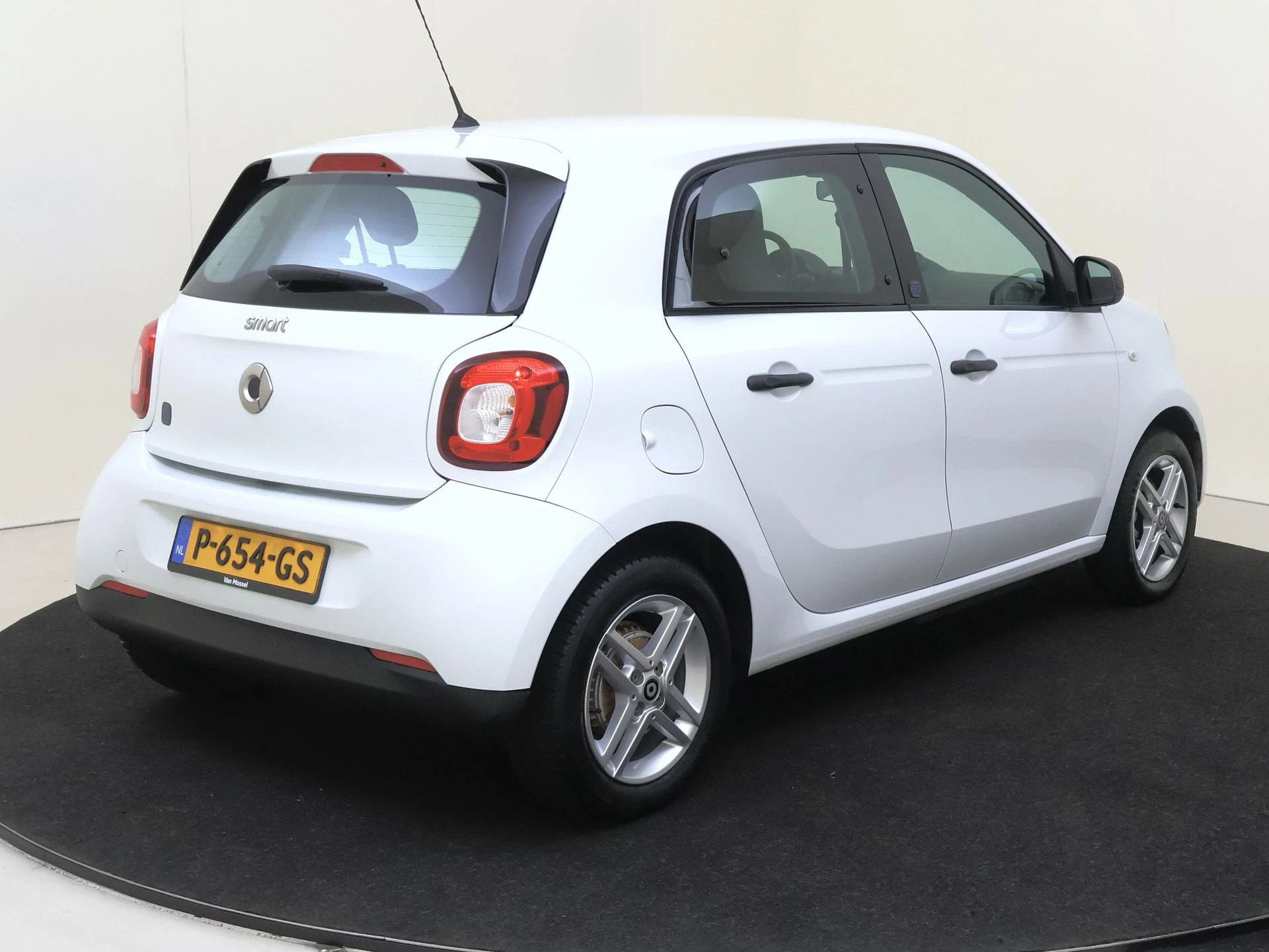 smart-Forfour-image-3