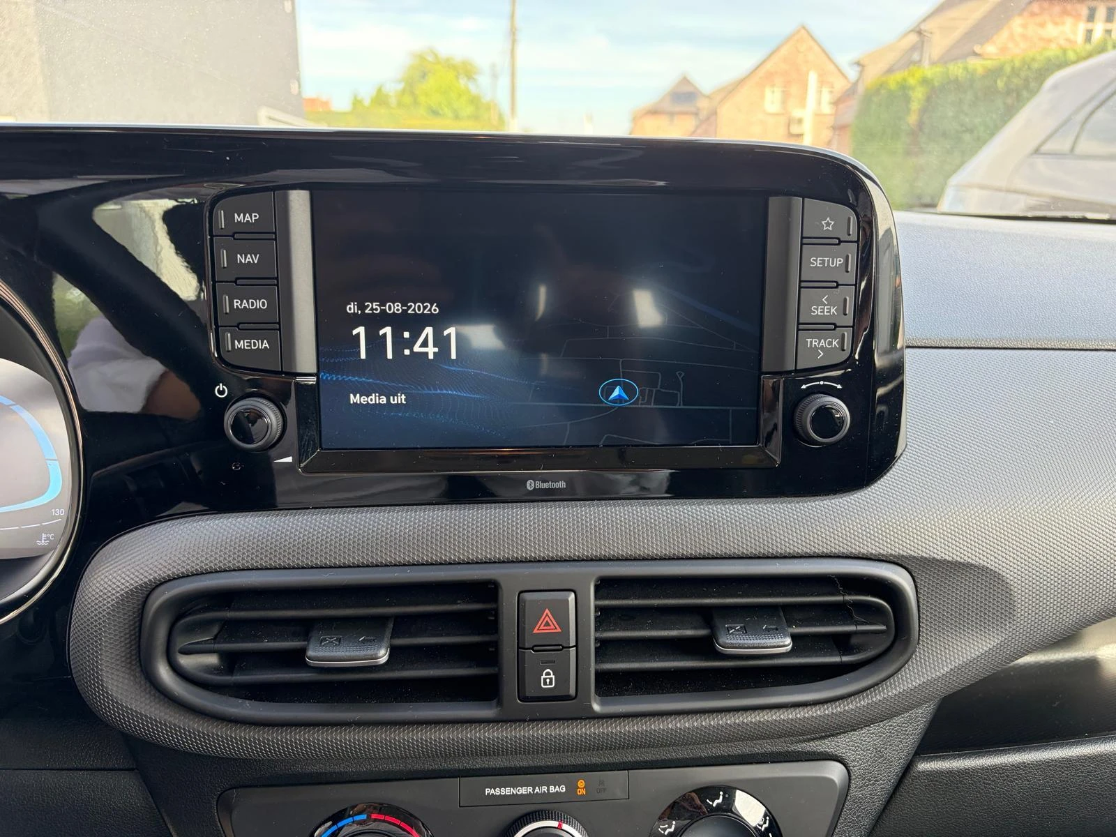 Hyundai-i10-image-12