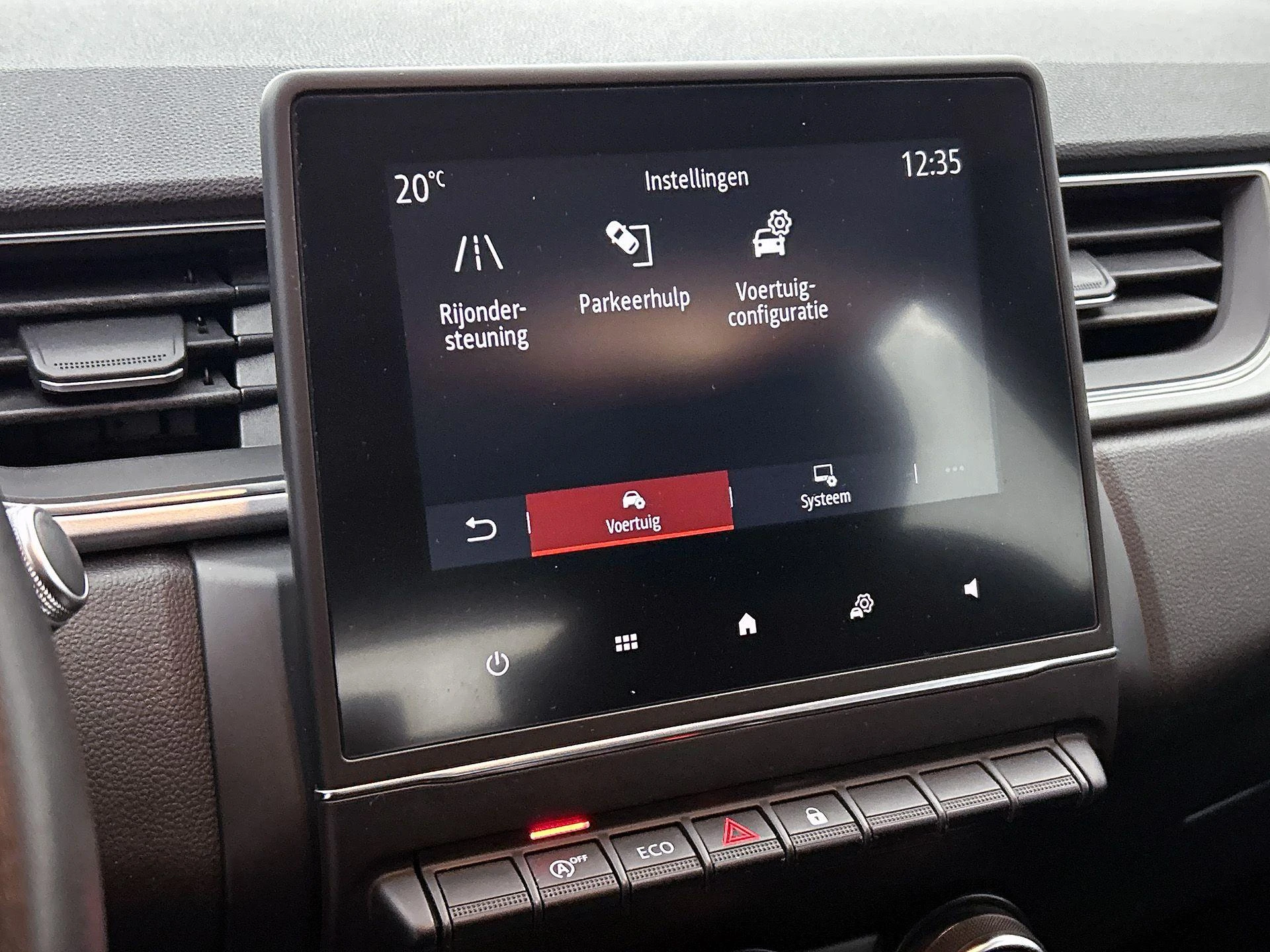 Renault-Captur-image-9