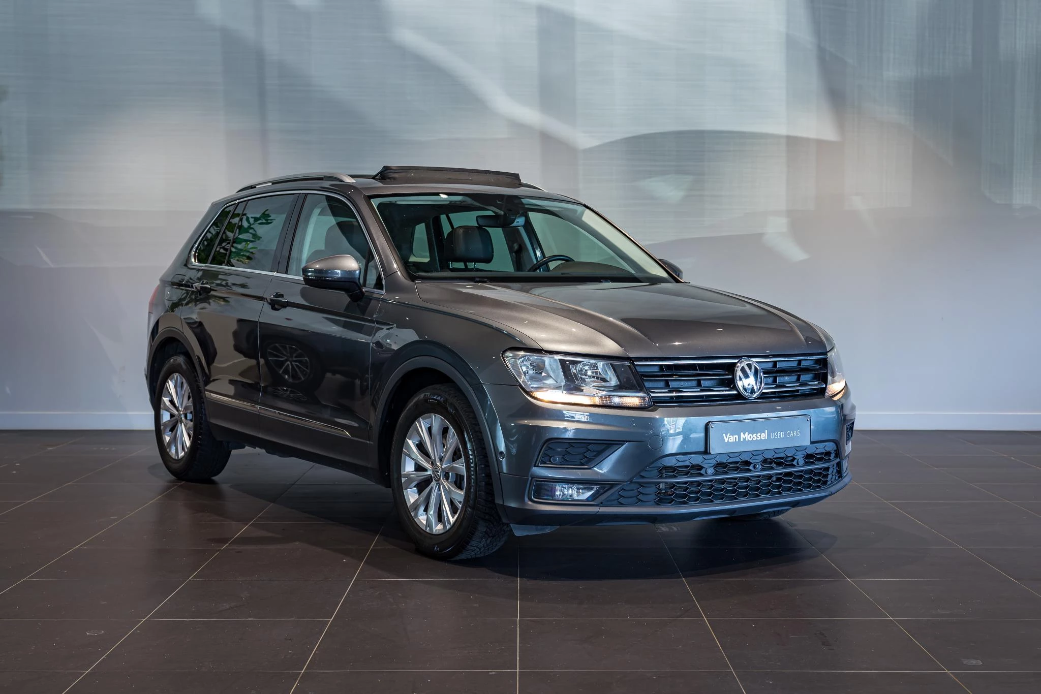 Volkswagen Tiguan 1.5 TSI DSG | Pano Dak | Carplay | ACC | Zetelverw