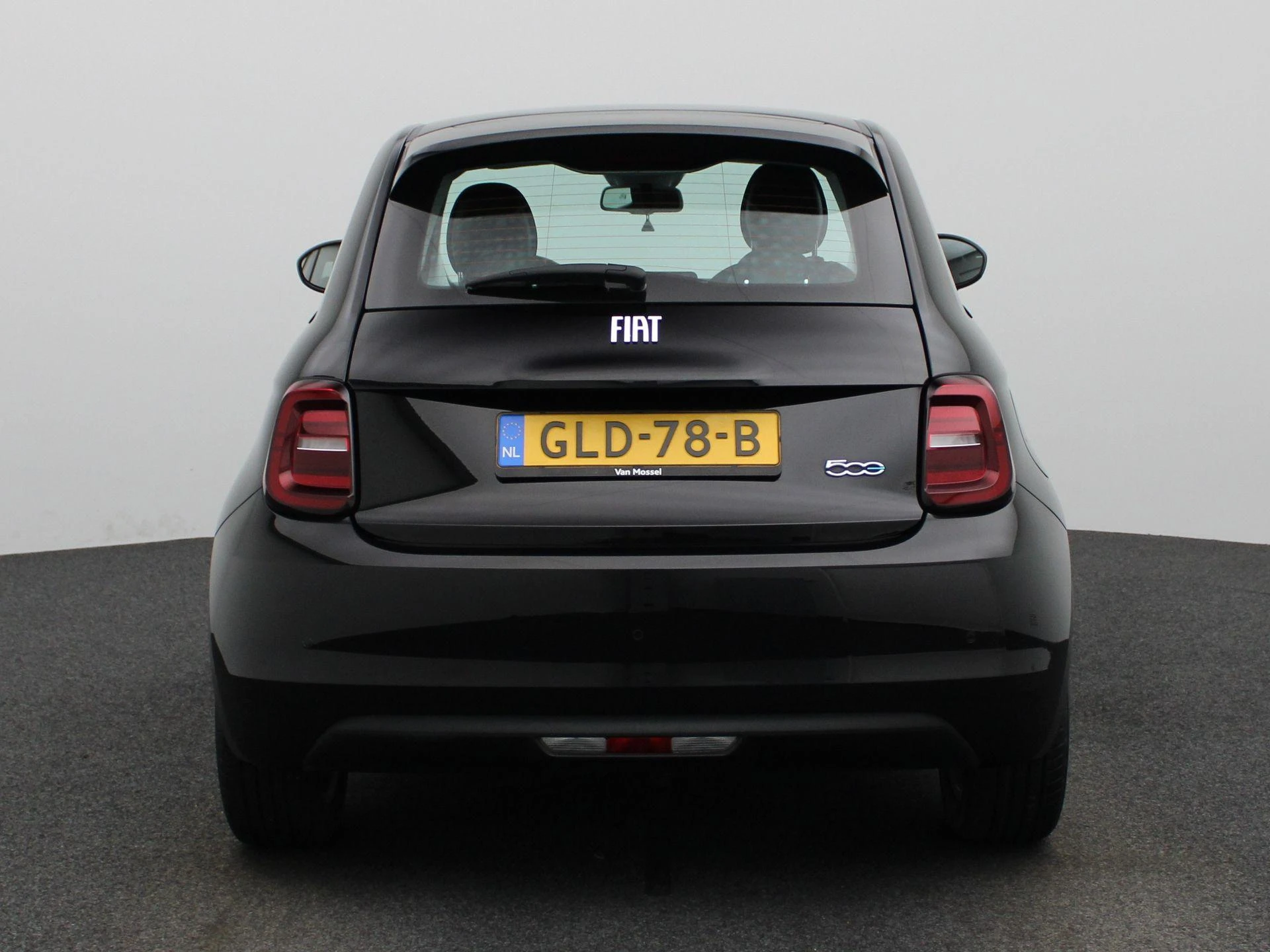 Fiat-500-image-4