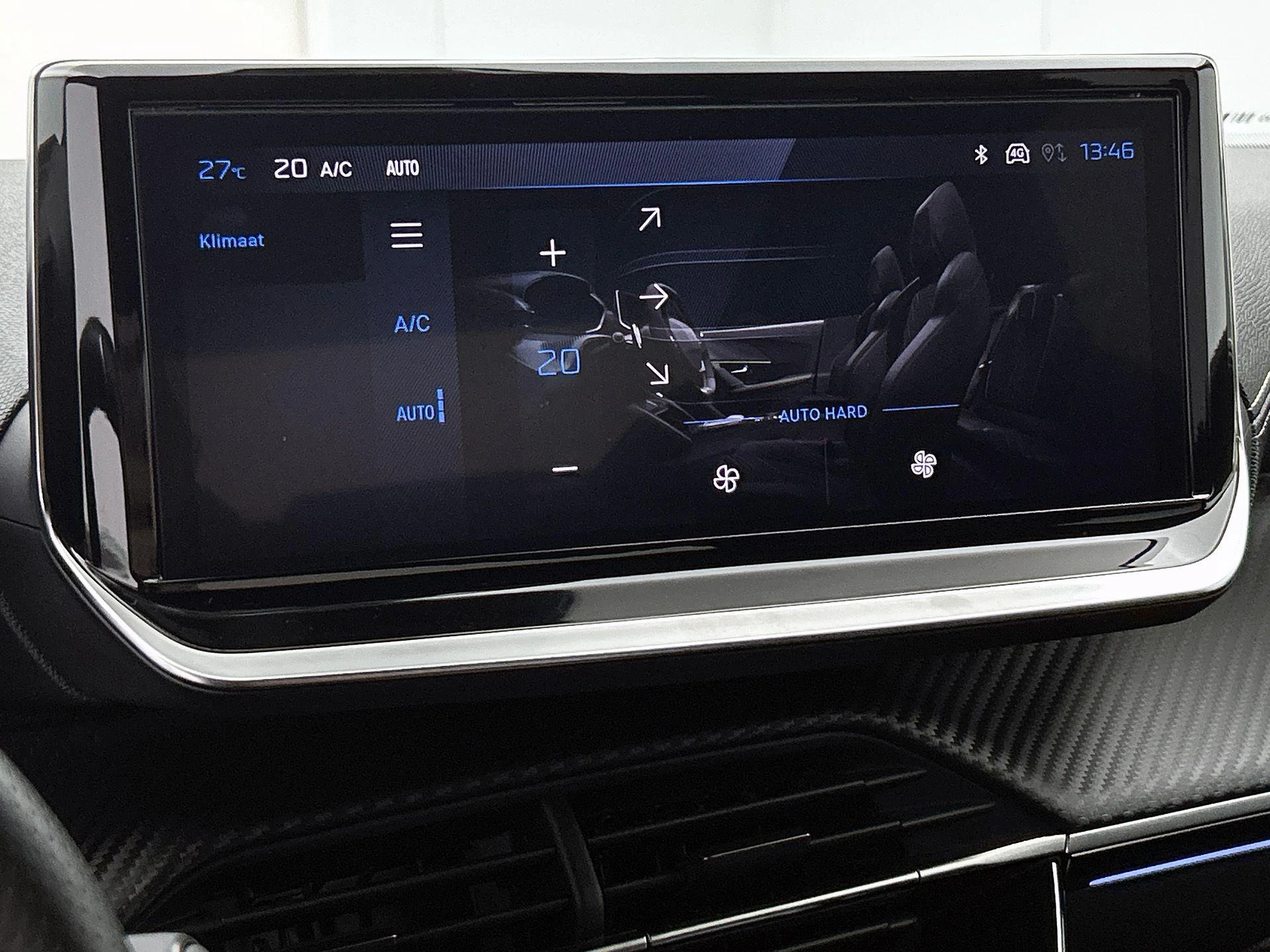 Peugeot-2008-image-17