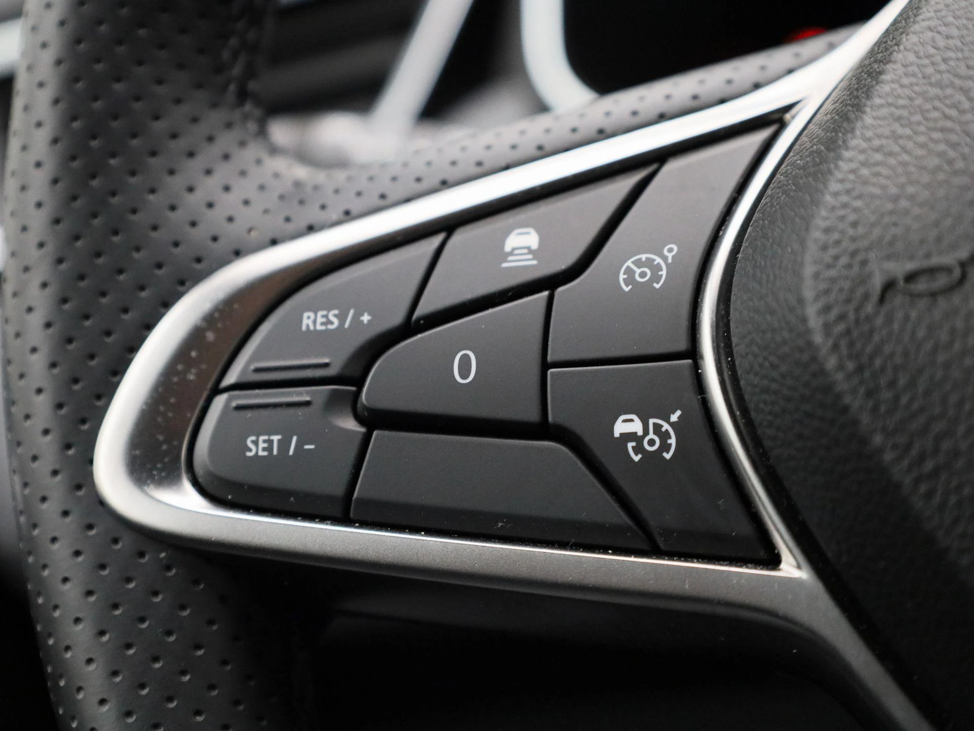 Renault Clio - 18