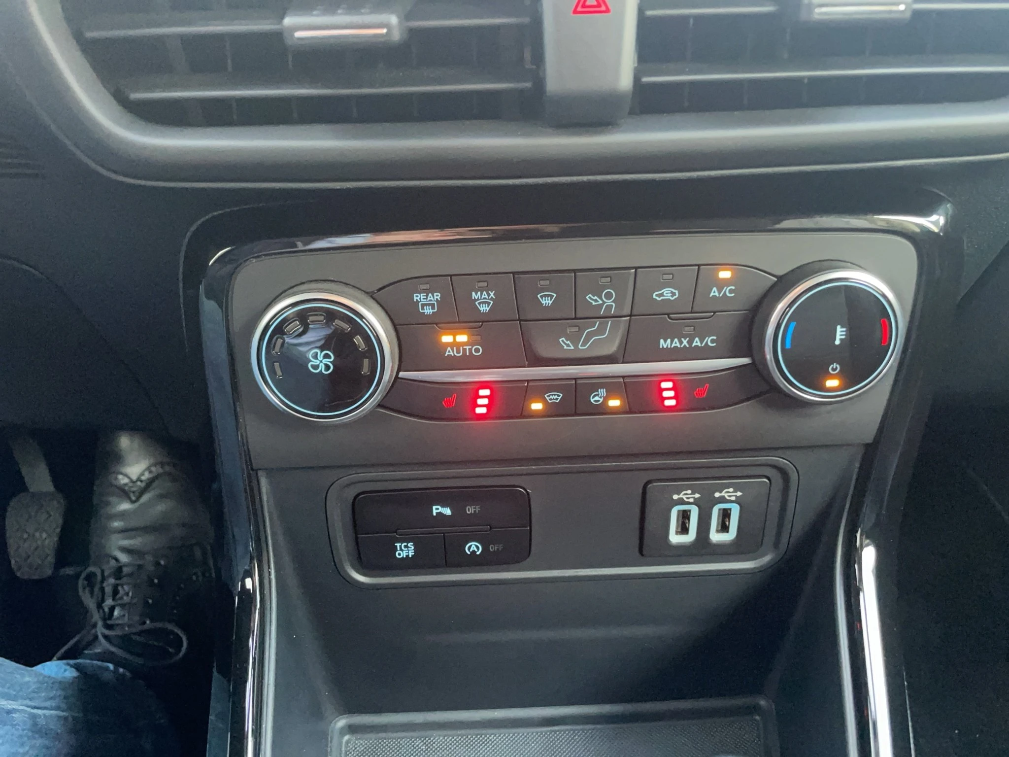Ford-EcoSport-image-20