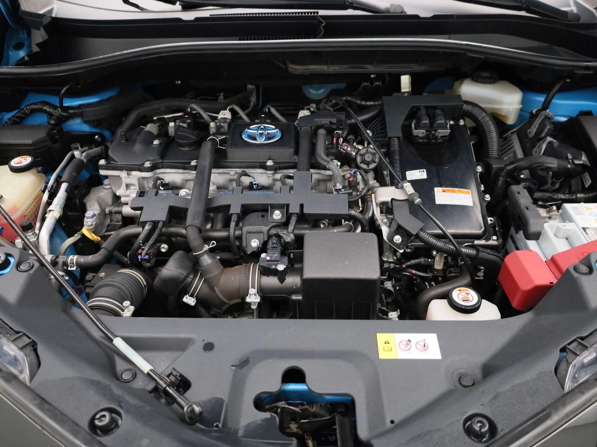 Toyota-C-HR-image-29